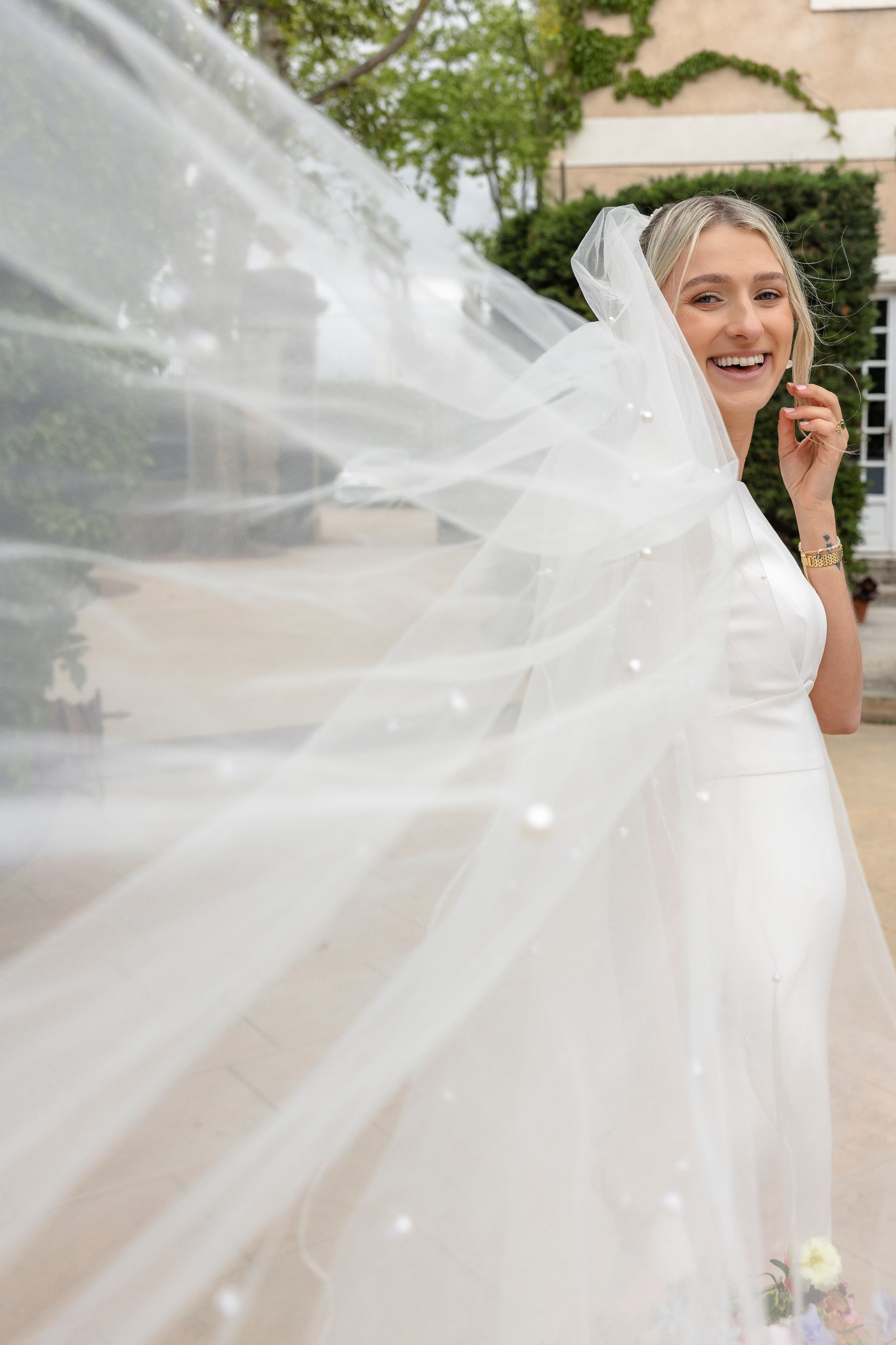 Vineyard Château Wedding in Occitanie — Puits Es Pratx. Eugénie Smirnova — Wedding & Elopement Photographer in Southwest France