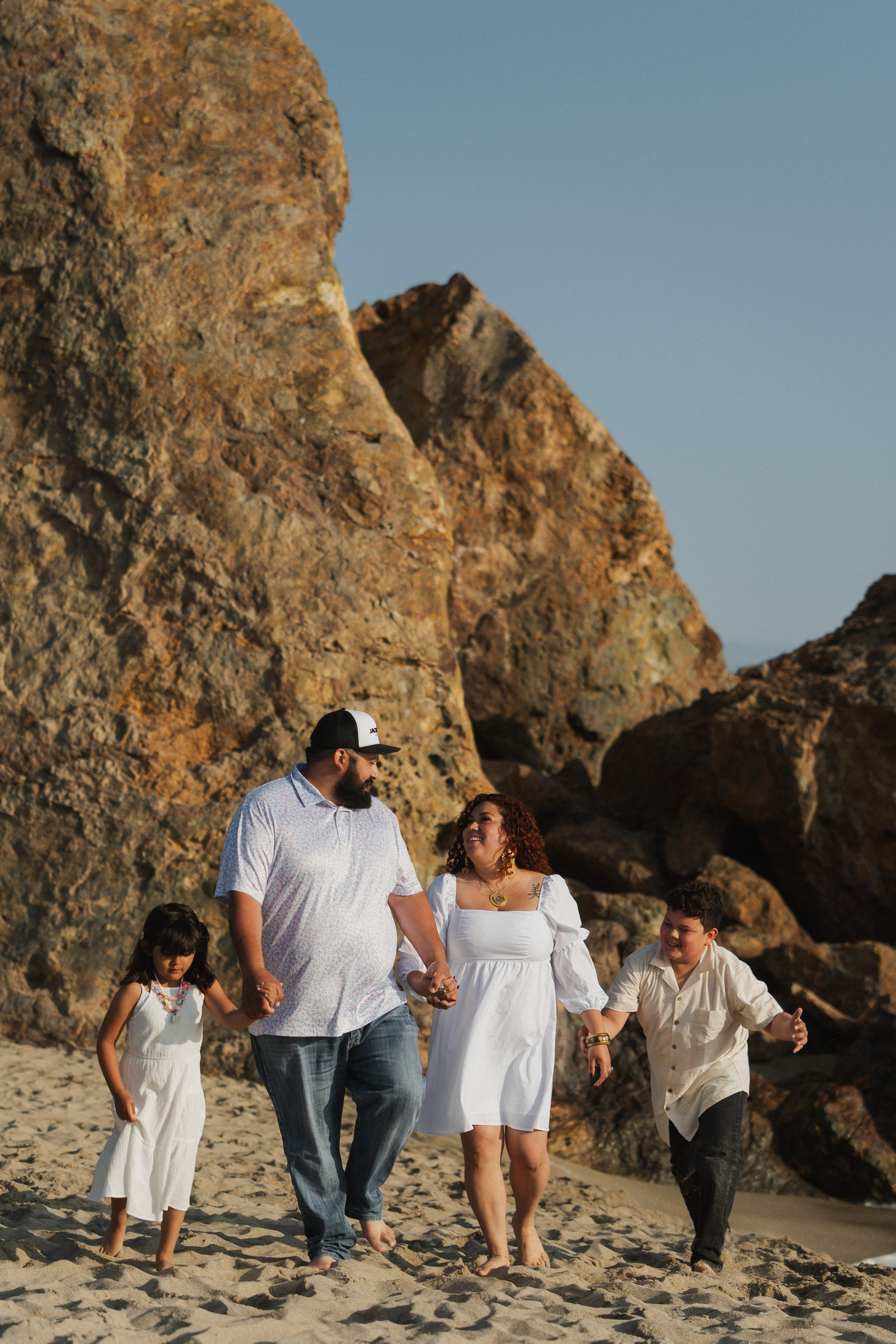 From Utah to California. Portrait, family, maternity & wedding photography & videography in SoCal Kseni Vibe
