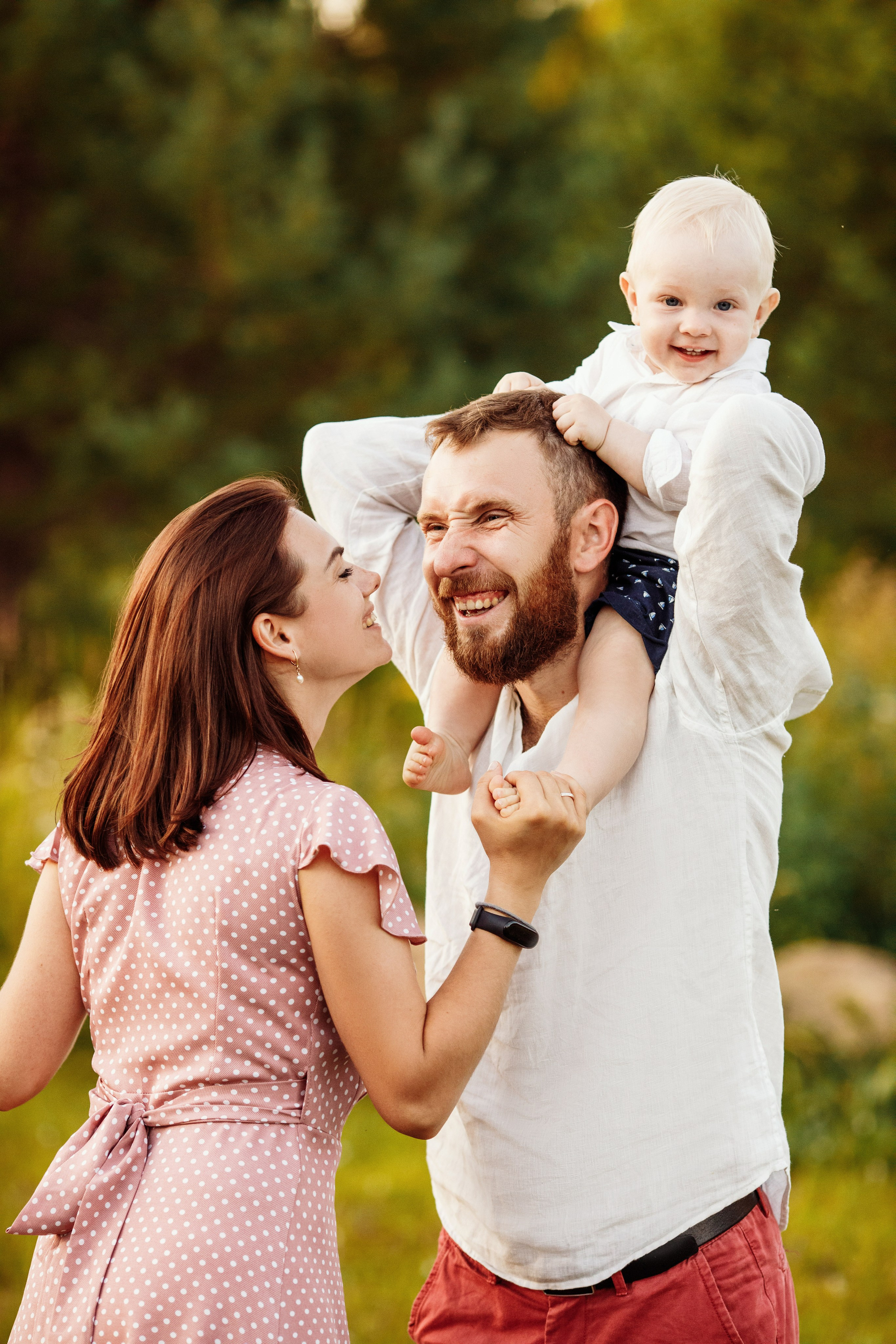 Outdoor First Birthday Photoshoot – Fun & Playful Moments. Alisa Tant — Family and newborn photographer Bucks County, Montgomery county, Philadelphia, NJ
