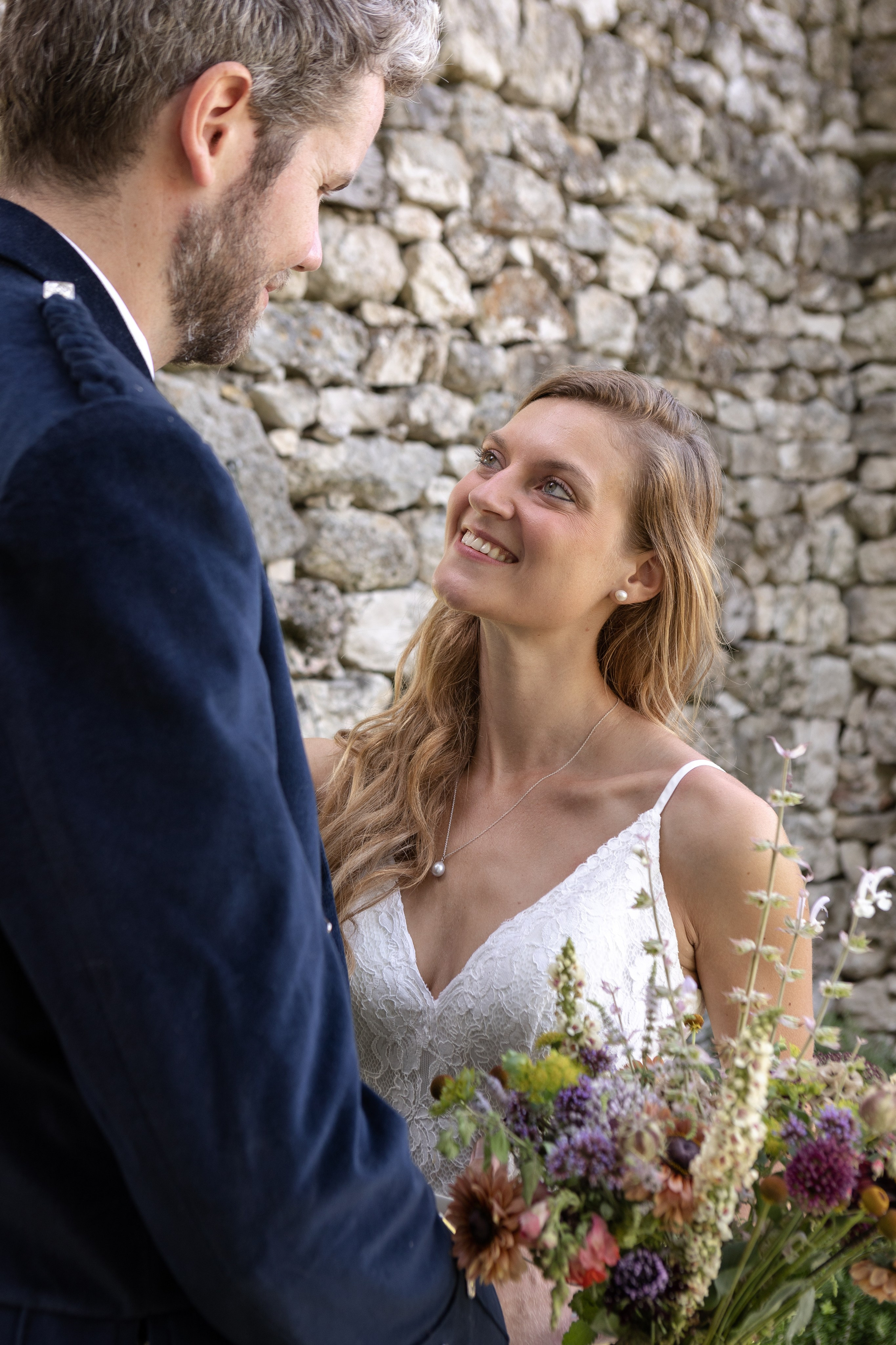 British — scottish wedding in Souquet Hall, Aquitaine, France. Eugénie Smirnova — your photographer in Toulouse and southwest France