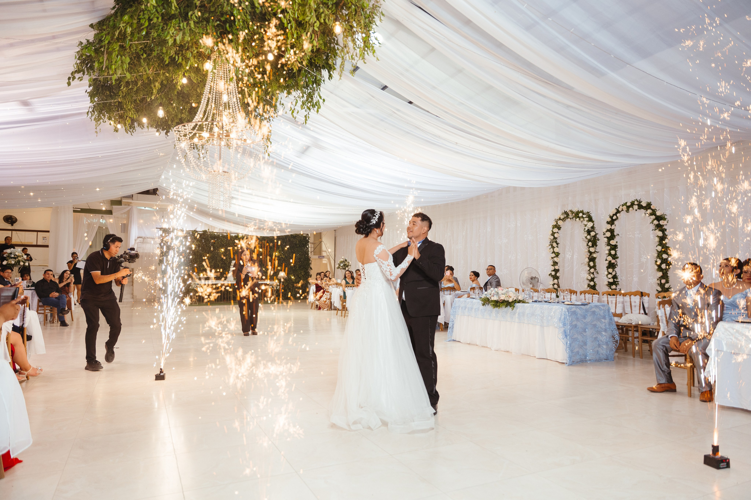 Cristhian & Andrea. Fotógrafo de bodas en Loja Ecuador | Piero Alvarez PH