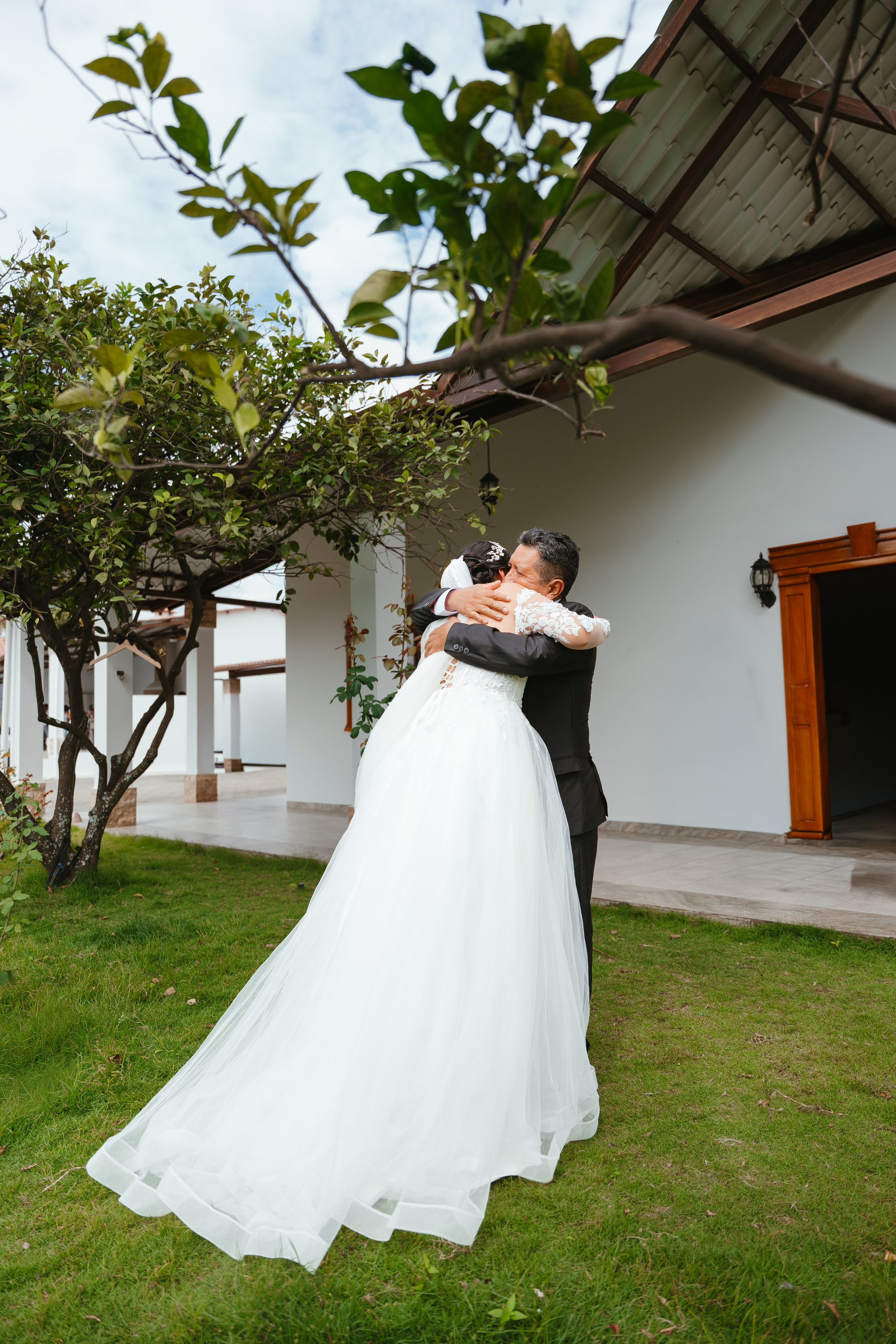 Cristhian & Andrea. Fotógrafo de bodas en Loja Ecuador | Piero Alvarez PH