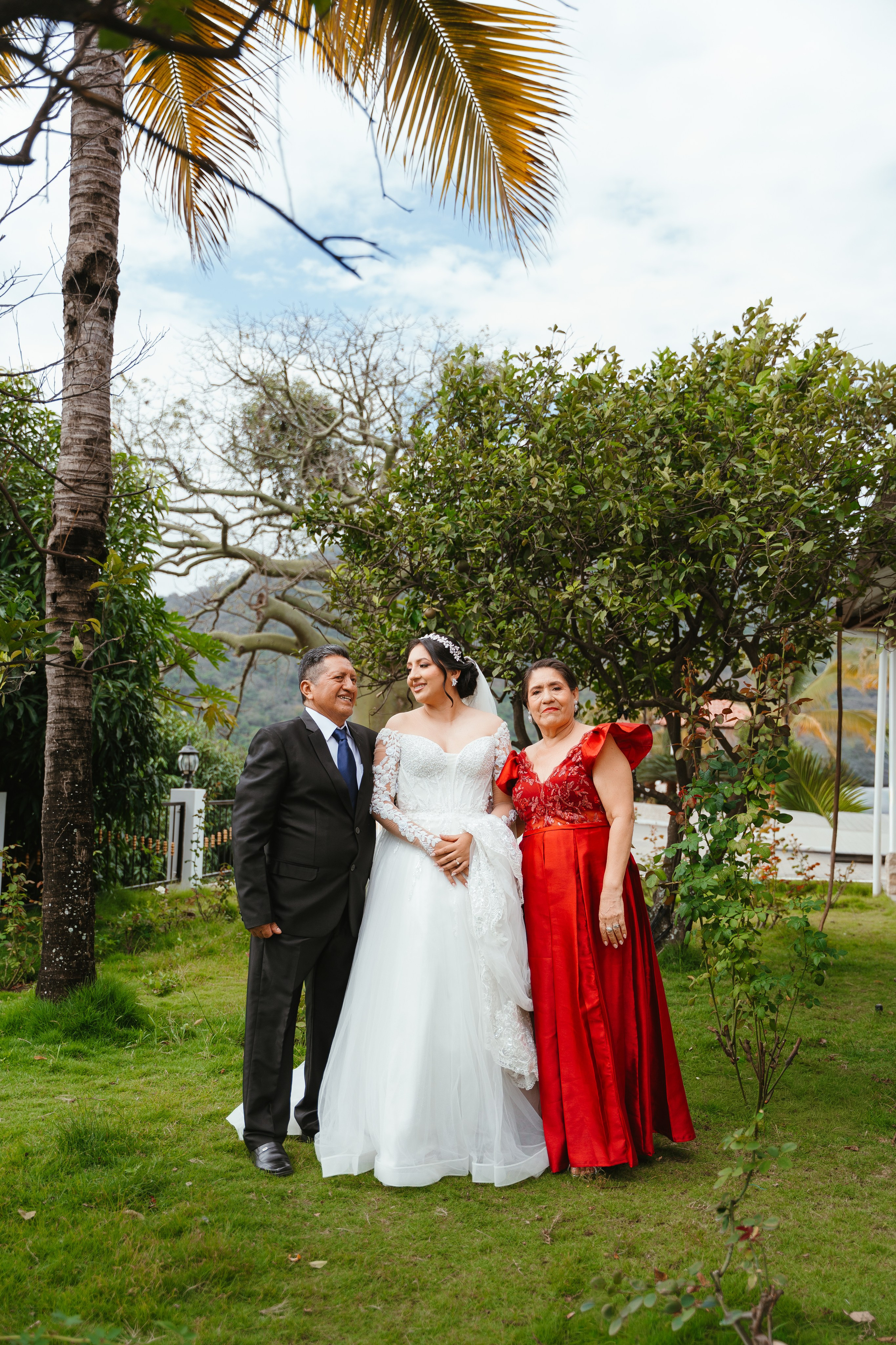 Cristhian & Andrea. Fotógrafo de bodas en Loja Ecuador | Piero Alvarez PH