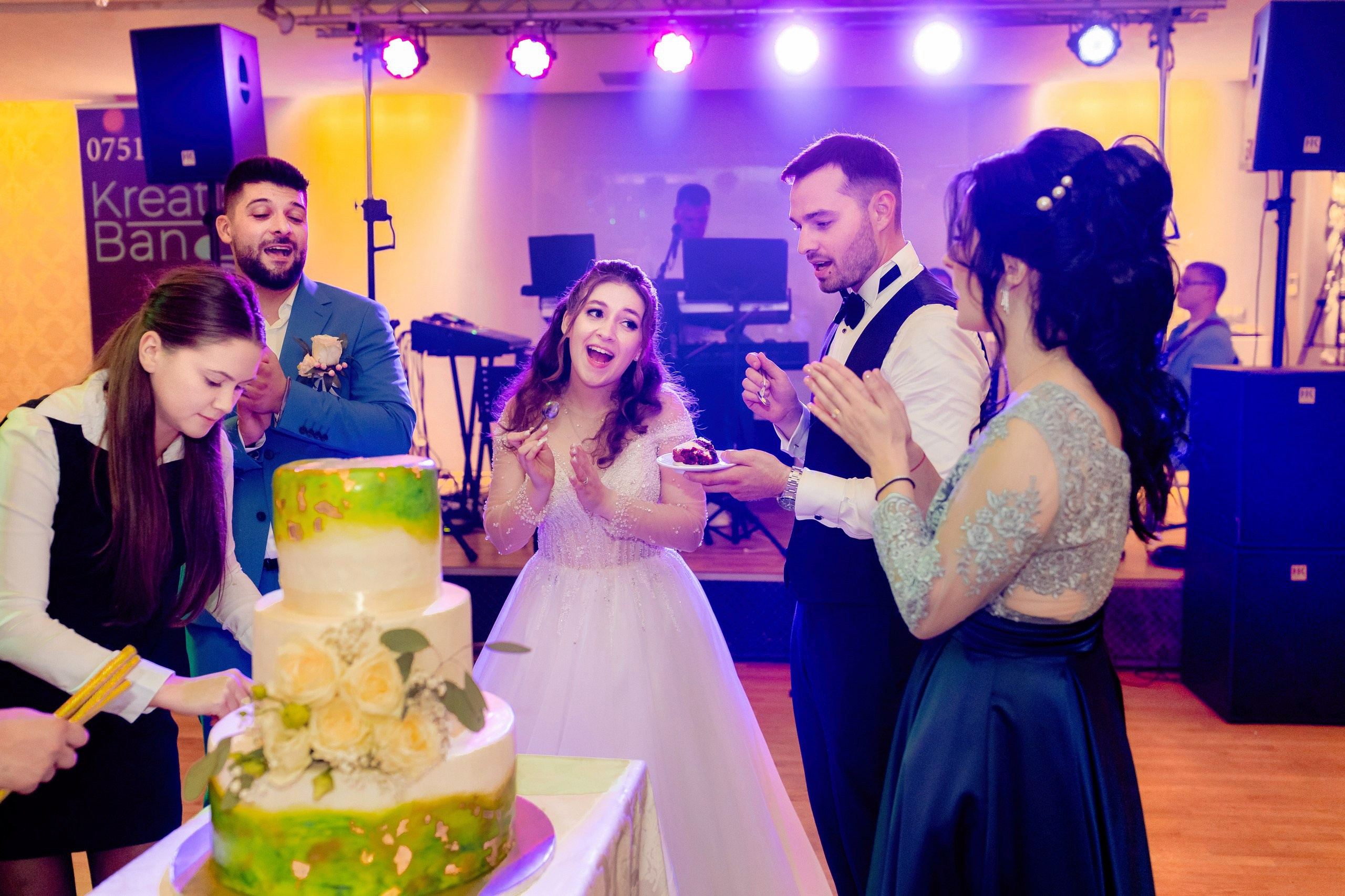 - nunta--fotograf-profesionist-botosani - fotografie-nunta-romantica - imagini-nunta-in-natura-alin-chirila-fotograf - fotografii-cuplu-indragostit-nunta-botosani - sedinta-foto-miri-andrei-iustina-alinofotostudio - amintiri-din-nunta-realizate-de-fotograf-profesionist - povestea-nuntii-andrei-si-iustina-in-imagini-alinofotostudio-fotograf evenimente- evenimente Botoșani -fotograf Suceava - fotograf Iași- servicii foto. servicii foto Botoșani. servicii foto video Botoșani. fotograf nunta. fotograf evenimente. fotograf nunta Botoșani. Alin chirila. Alin chirila fotograf. Alinofotostudio.- servicii foto. servicii foto Botoșani. servicii foto video Botoșani. fotograf nunta. fotograf evenimente. fotograf nunta Botoșani. Alin chirila. Alin chirila fotograf. Alinofotostudio.fotograf stare civilă,poze stare civilă,album foto stare civilă,servicii foto suceava,fotograf evenimente suceava,fotograf nuntă suceava,poze cununie civilă,ședință foto stare civilă,sesiune foto suceava,fotograf profesionist suceava,fotograf botosani,stare civila botosani,alinofotostudio,alin chirila fotograf.servicii foto. servicii foto Botoșani. servicii foto video Botoșani. fotograf nunta. fotograf evenimente. fotograf nunta Botoșani. Alin chirila. Alin chirila fotograf. Alinofotostudio.fotograf stare civilă,poze stare civilă,album foto stare civilă,servicii foto suceava,fotograf evenimente suceava,fotograf nuntă suceava,poze cununie civilă,ședință foto stare civilă,sesiune foto suceava,fotograf profesionist suceava,fotograf botosani,stare civila povestitor prin fotografiebotosani,alinofotostudio,alin chirila fotograf,servicii foto. servicii foto Botoșani. servicii foto video Botoșani. fotograf nunta. fotograf evenimente. fotograf nunta Botoșani. Alin chirila. Alin chirila fotograf. Alinofotostudio.fotograf stare civilă,poze stare civilă,album foto stare civilă,servicii foto suceava,fotograf evenimente suceava,fotograf nuntă suceava,poze cununie civilă,ședință foto stare civilă,sesiune foto suceava,fotograf profesionist suceava,fotograf botosani,stare civila botosani,alinofotostudio,alin chirila fotograf,cununie religioasă botoșani,andreea și neculai,capela militară botoșani,foto conacul zăicești,fotograf nuntă botoșani,fotograf cununie religioasă,foto evenimente botoșani,poze cununie capela militară,ședință foto zăicești,fotograf profesionist botoșaniMire și mireasă – Sergiu & Liliana – ziua nunții, 2024 - Emoții în ziua nunții – Sergiu și Liliana - Dansul mirilor – fotografie artistică nuntă 2024 - Sedinta foto romantică în natură – Sergiu & Liliana - Rochia de mireasă și detalii de nuntă elegan-Album de cununie civilă Florin și Anda – Fotografii profesionale realizate de Alin Chirilă în Botoșani -fotograf prin fotografie-Ședință foto Trash the Dress pe muntele Rarău cu Iulian și Iuliana – fotografie de cuplu, natură montană, emoție autentică surprinsă de Alin Chirilă, povestitor prin fotografie.- "Iulian și Iuliana pe crestele Rarăului – fotografie Trash the Dress în natură" - "Cuplu îmbrățișat la apus pe muntele Rarău – ședință foto după nuntă" - "Rochie de mireasă în vânt pe munte – Trash the Dress Rarău-1. Iulian și Iuliana pe muntele Rarău – ședință foto Trash the Dress în natură, cu peisaj montan spectaculos 2. Cuplu în îmbrățișare pe Rarău – emoție autentică surprinsă după nuntă 3. Rochie de mireasă în bătaia vântului – fotografie artistică Trash the Dress în munți 4. Mire și mireasă privind spre orizont – dragoste și libertate pe muntele Rarău 5. Iuliana zâmbind în rochia de mireasă – portret în natură, Trash the Dress 6. Iulian ținându-și mireasa de mână – ședință foto romantică pe munte 7. Detaliu cu rochia pe stâncă – estetică naturală Trash the Dress Rarău 8. Cuplu în mers pe poteca Rarăului – fotografie simbolică de după nuntă 9. Apus de soare pe Rarău în spatele mirilor – imagine de poveste Trash the Dress 10. Iulian și Iuliana râzând împreună – momente autentice surprinse de Alin Chirilă, povestitor prin fotografie