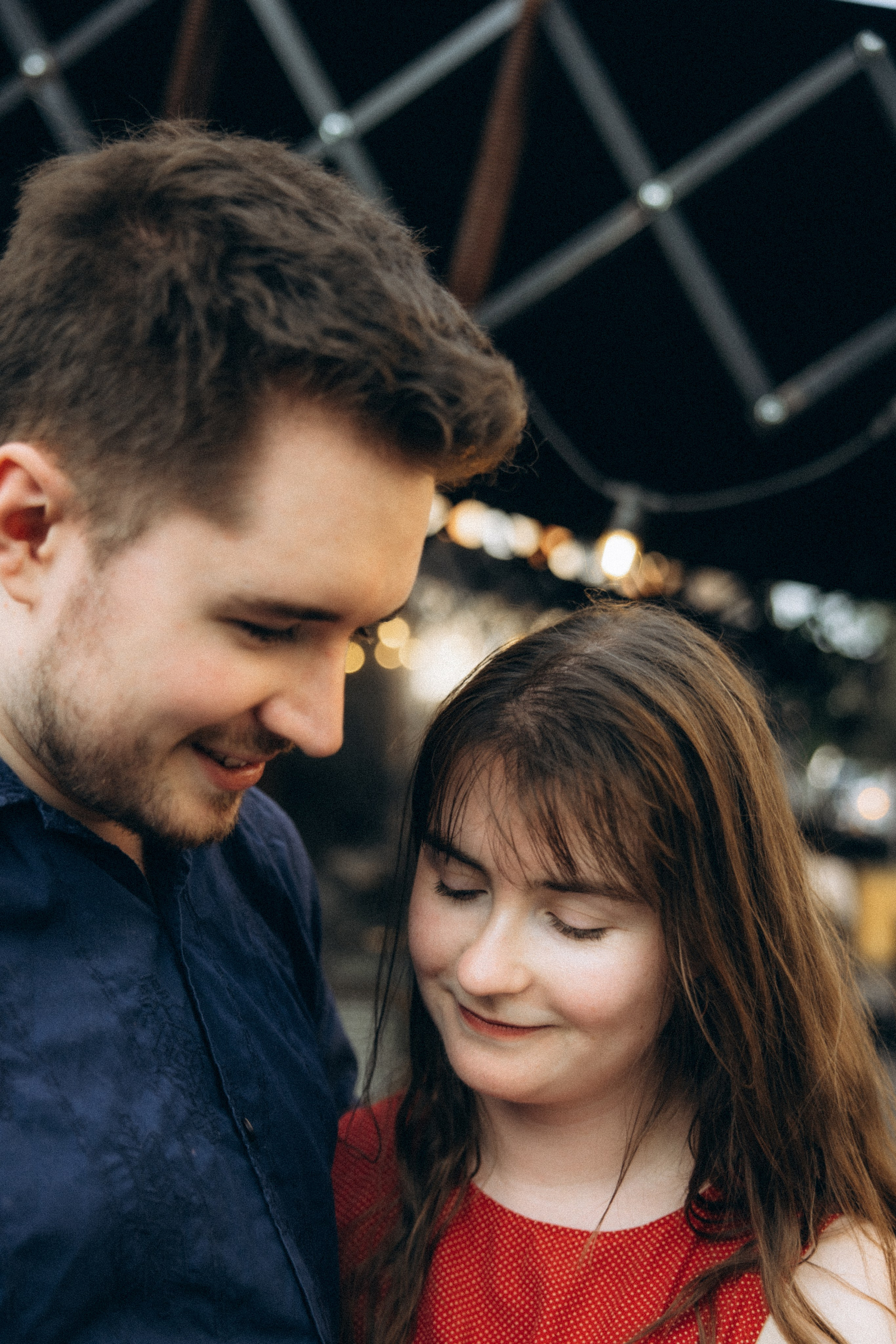 Surprise proposal photoshoot in Toulouse: romantic moment to remember. Eugénie Smirnova — your photographer in Toulouse and southwest France