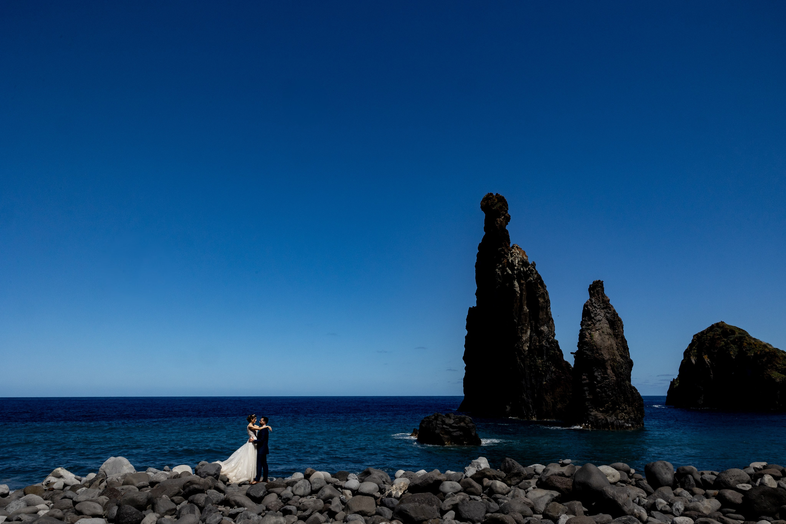 Madeira Elopement Photoshoot | Romantic Couple Session in Madeira Island. Lisbon Wedding Photographer | Elegant Wedding Storytelling