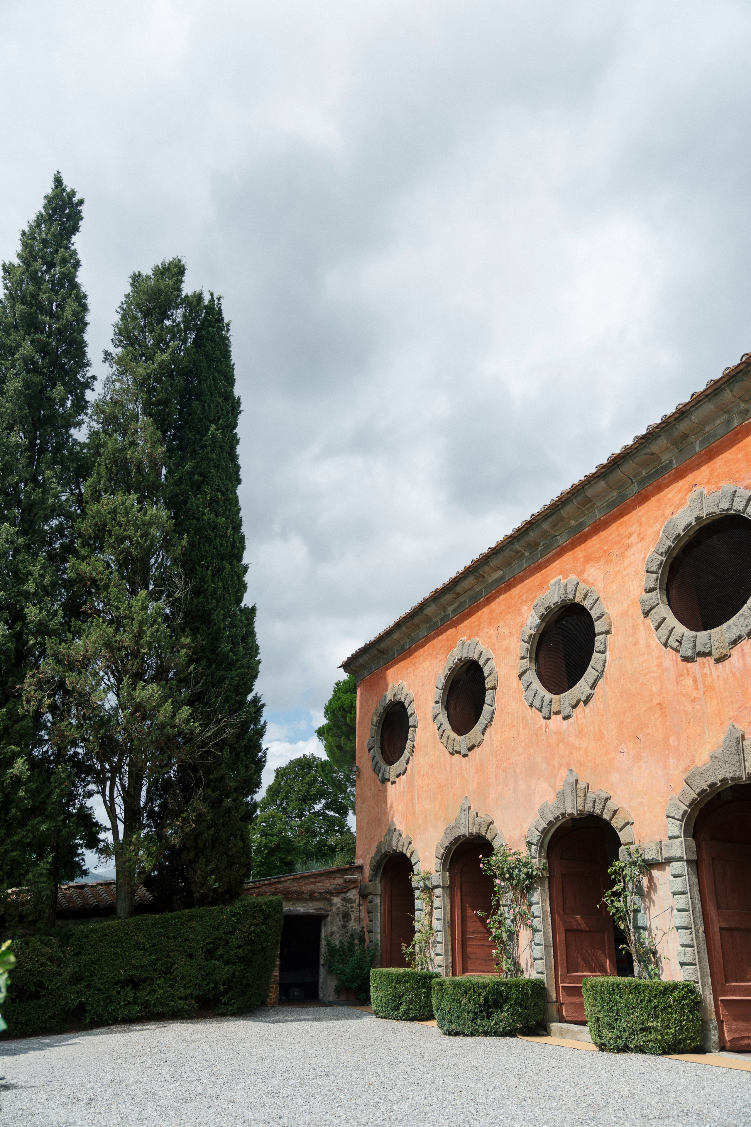 Alissa & Jakob · Villa Grabau, Tuscany. Raw Studio: Capturing Elegant weddings accross Europe