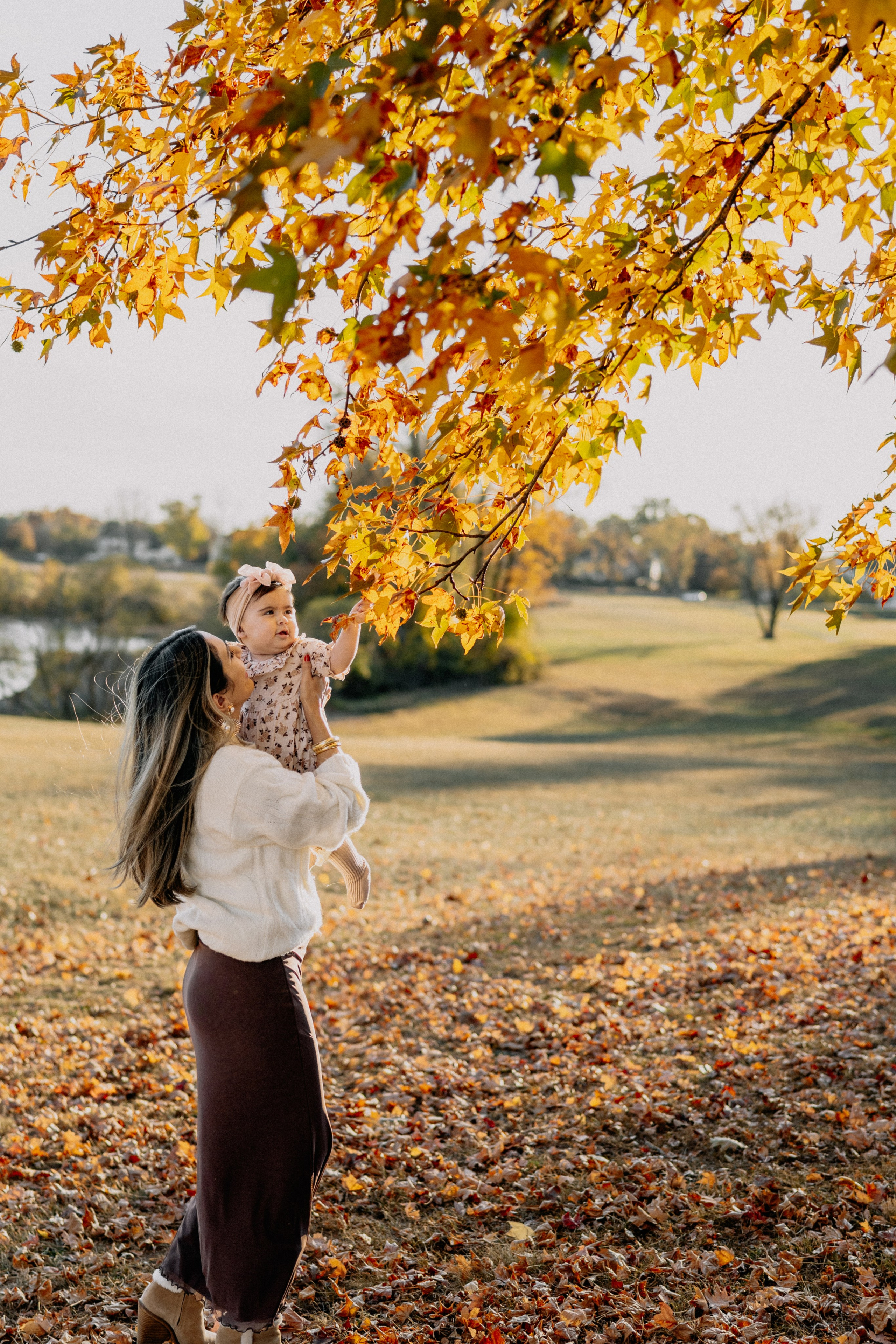 Fall Family Photography – Warm & Cozy Outdoor Session. Alisa Tant — Family and newborn photographer Bucks County, Montgomery county, Philadelphia, NJ