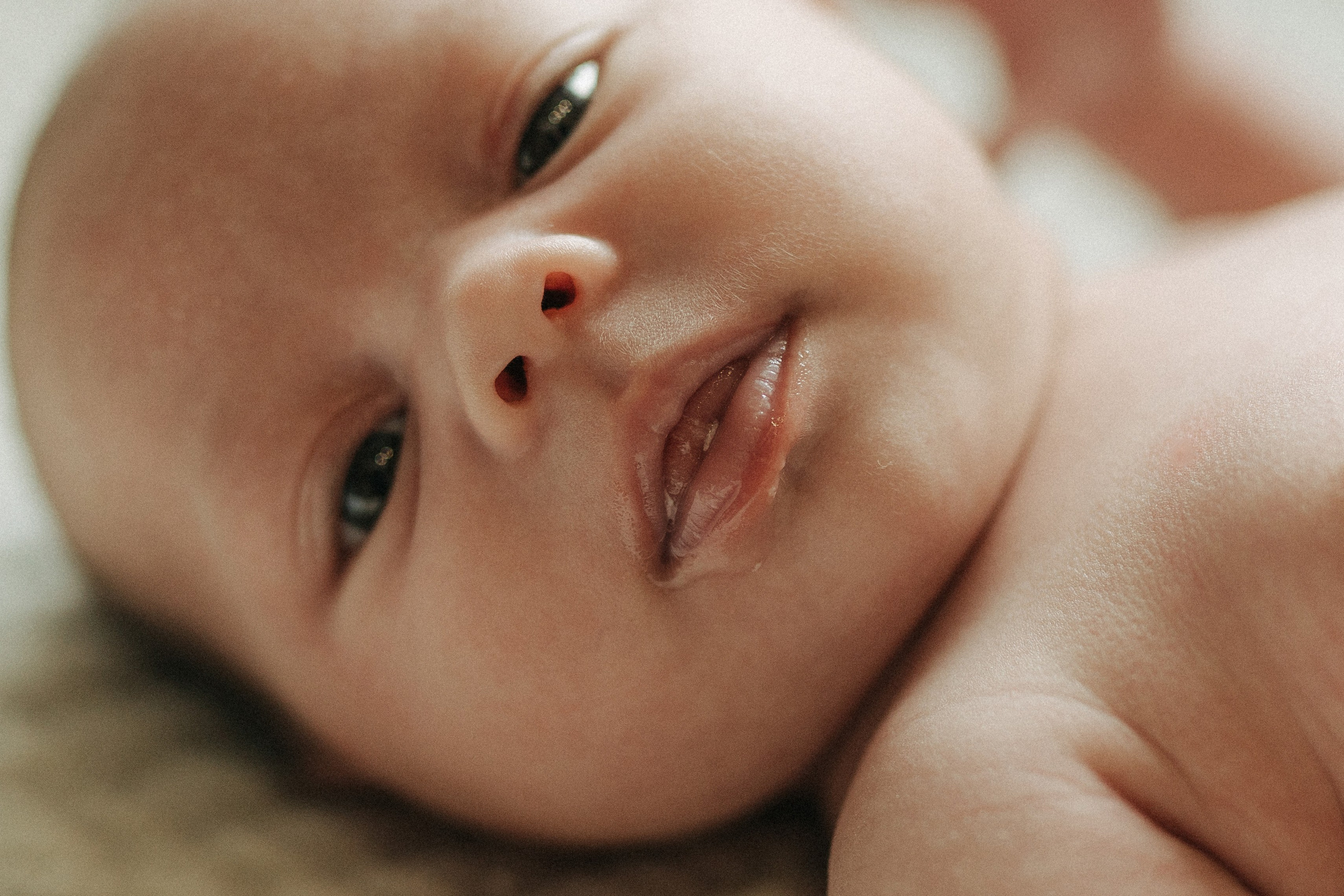 Newborn Photography with Parents – Gentle & Loving Moments. Alisa Tant — Family and newborn photographer Bucks County, Montgomery county, Philadelphia, NJ