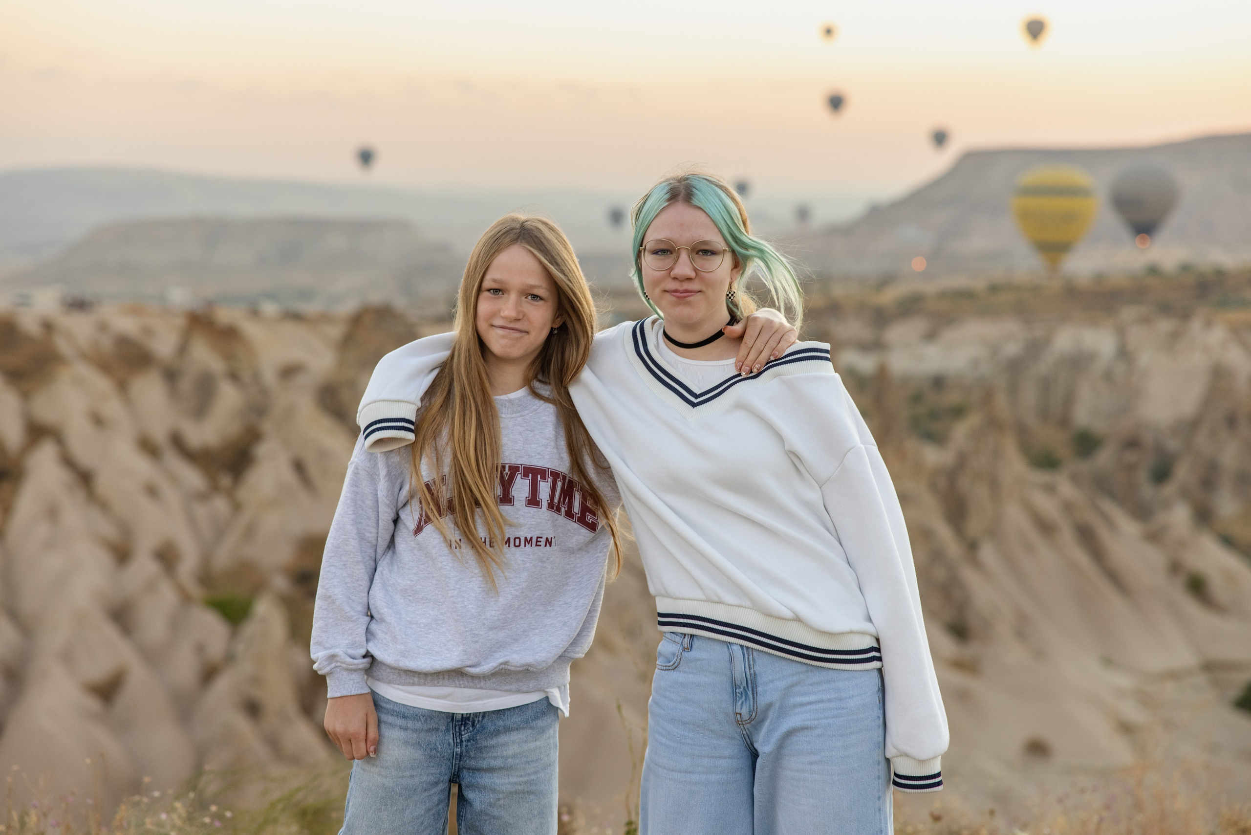 Nataliya, Igor, Liza & Masha. Cappadocia Photographer — Weddings, Elopements & Couple Photoshoots | Julia Ganch
