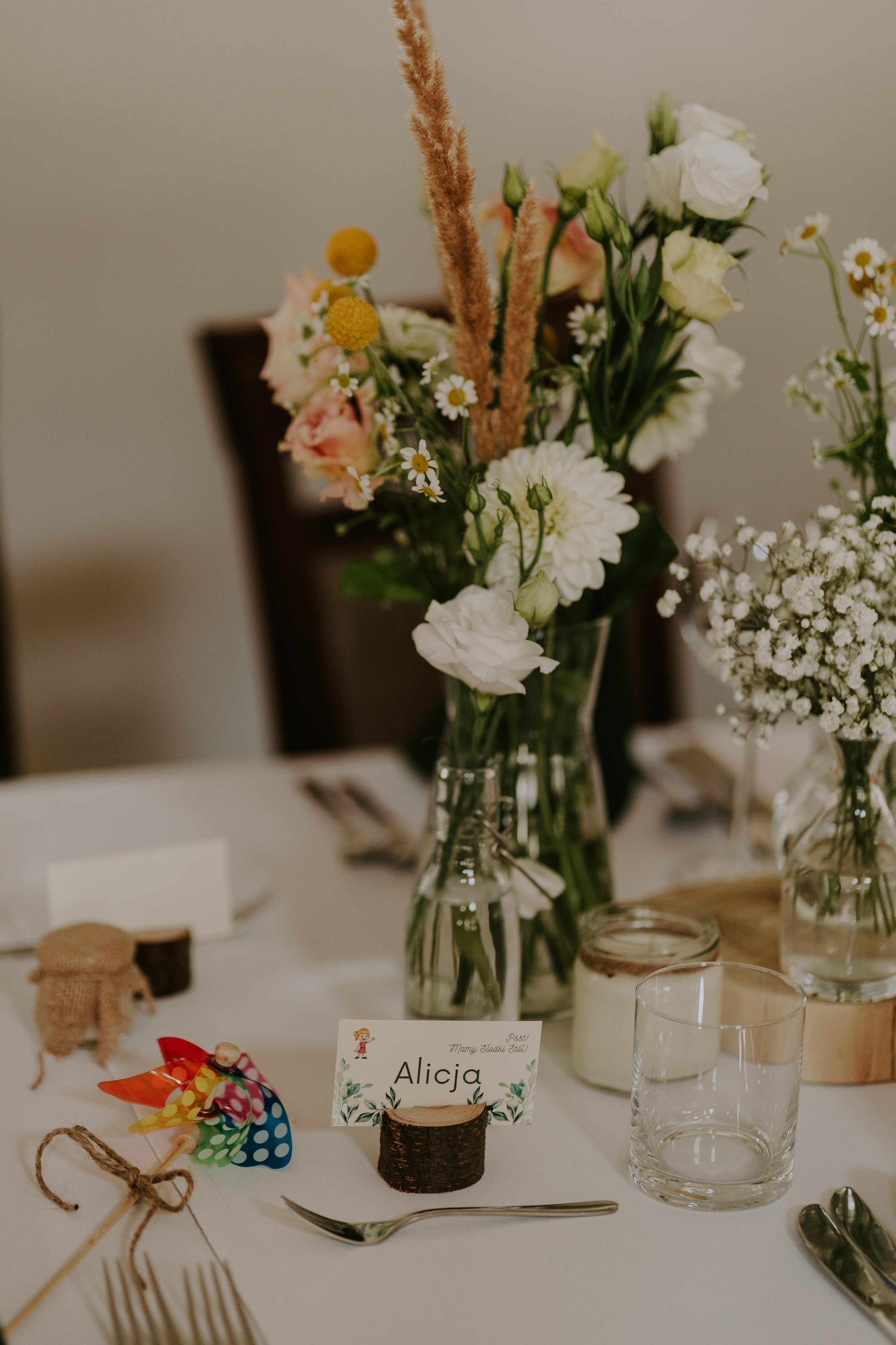 Dwór Wierzbno: plenerowy ślub pod wierzbą. Karkowskafoto - fotografia miłości