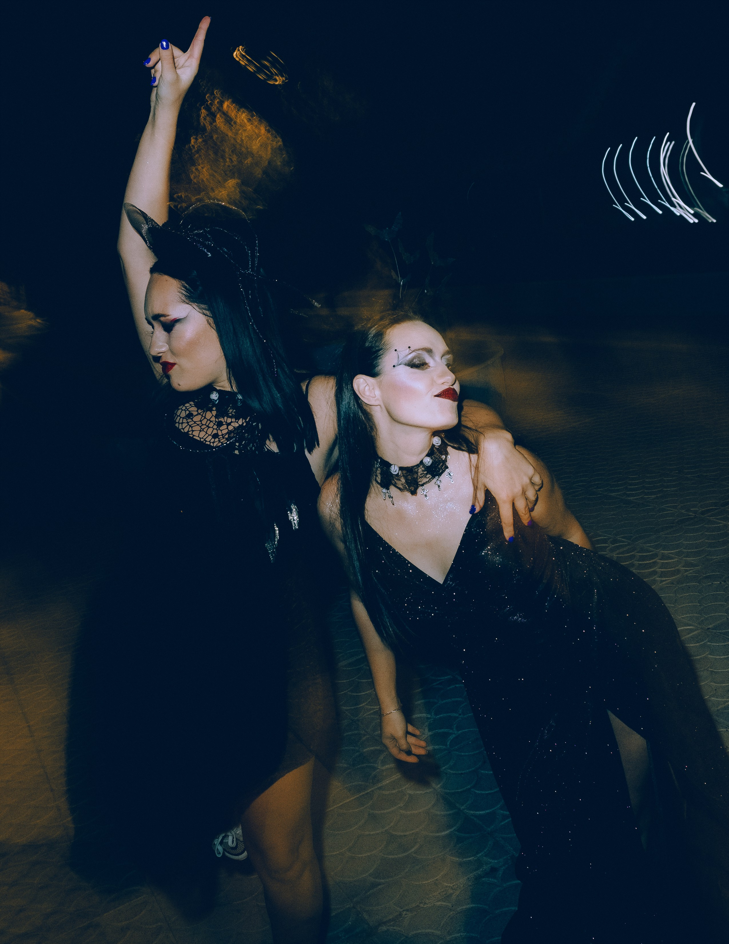 Мистическая Halloween-фотосессия на пляже: фотограф Аликанте и Торревьеха для креативных съемок — Андрей Луковников