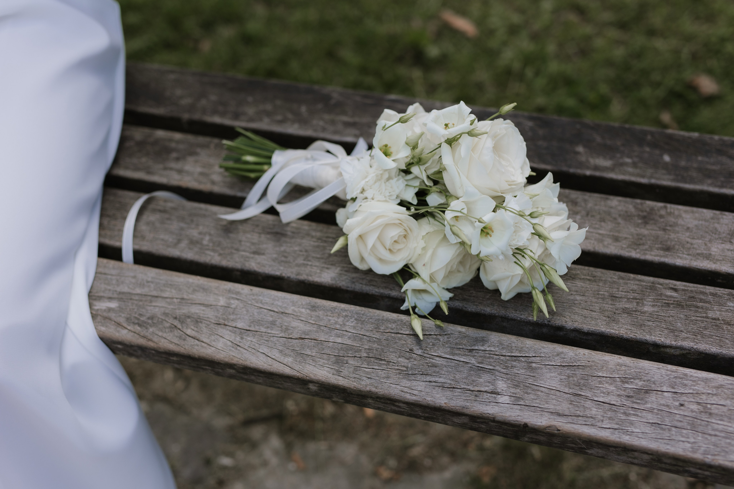 Romantischer pastellfarbener Brautstrauß mit Pfingstrose