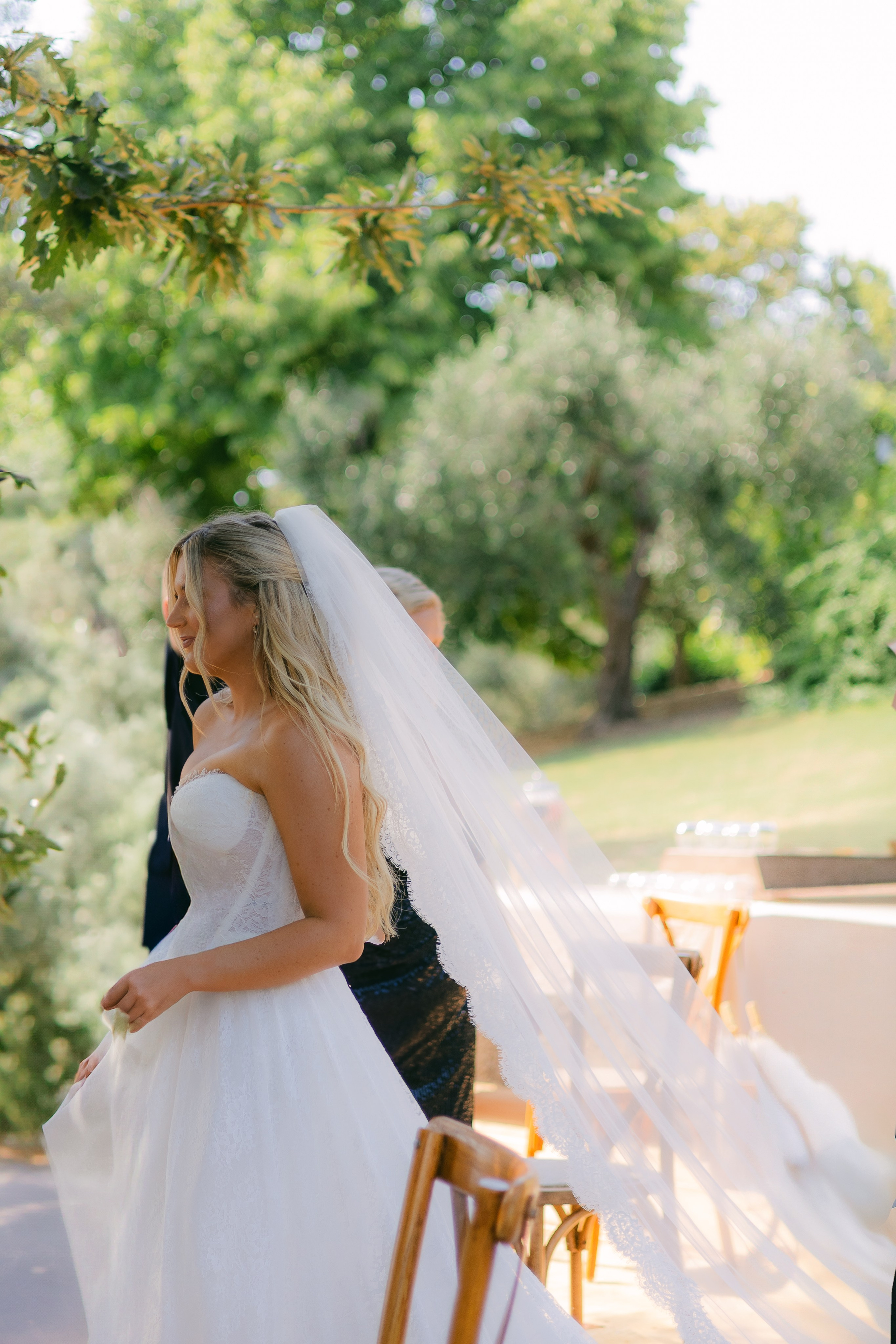 Investment. Sara Luca Wedding Photographer in Italy and Europe