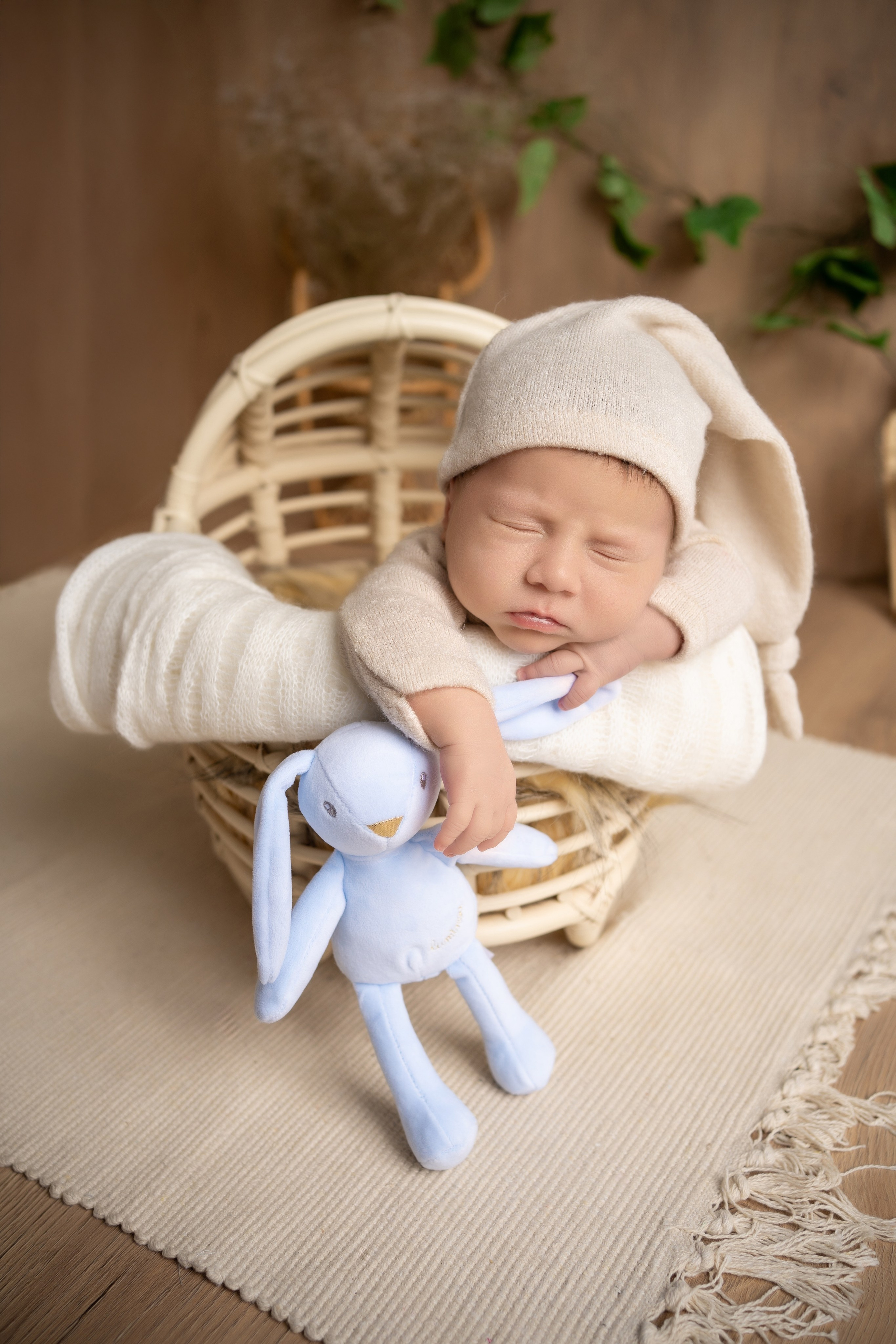NEWBORN. BabyBumpbyCristinaH