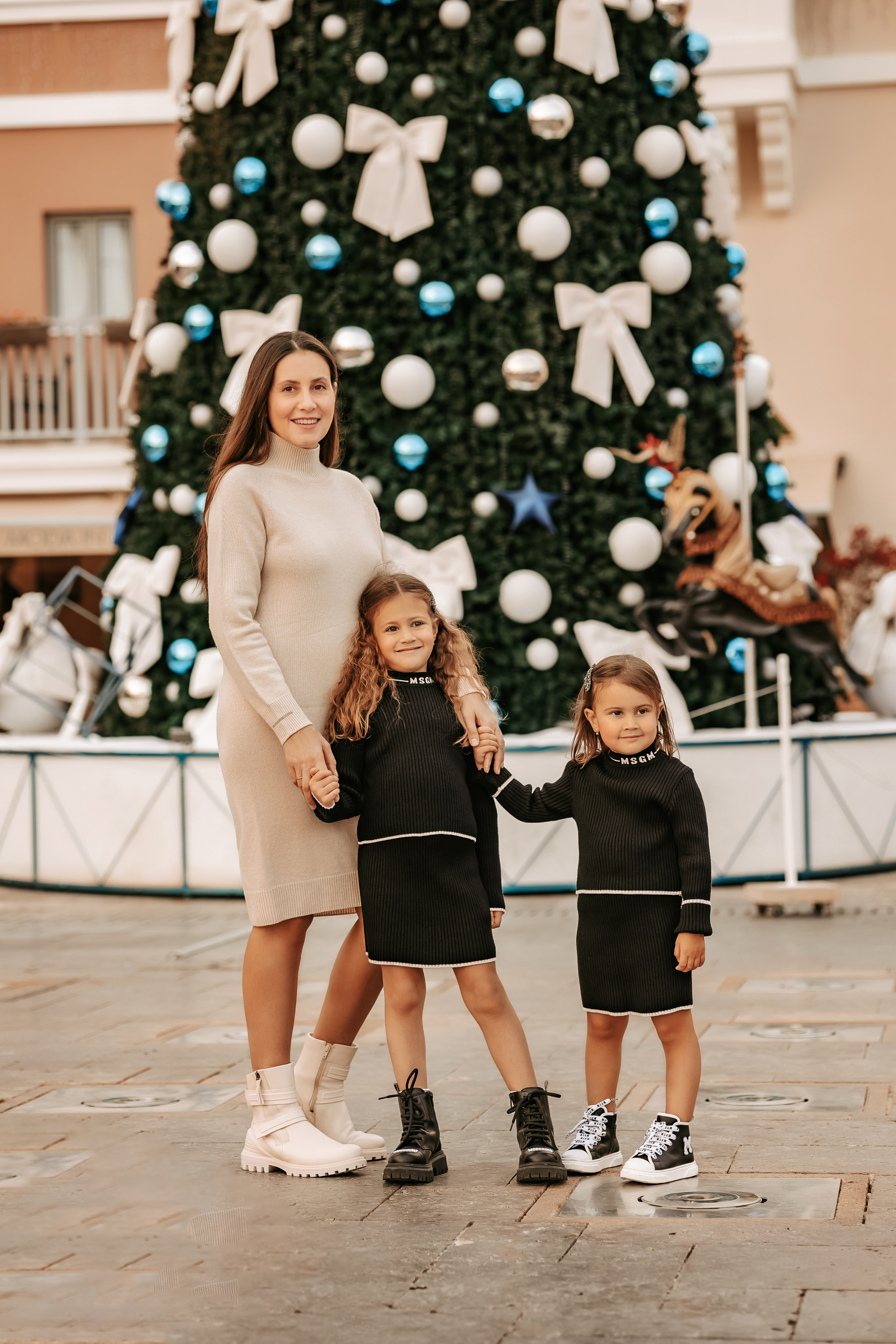 Family photoshoot. Photographer in Cyprus