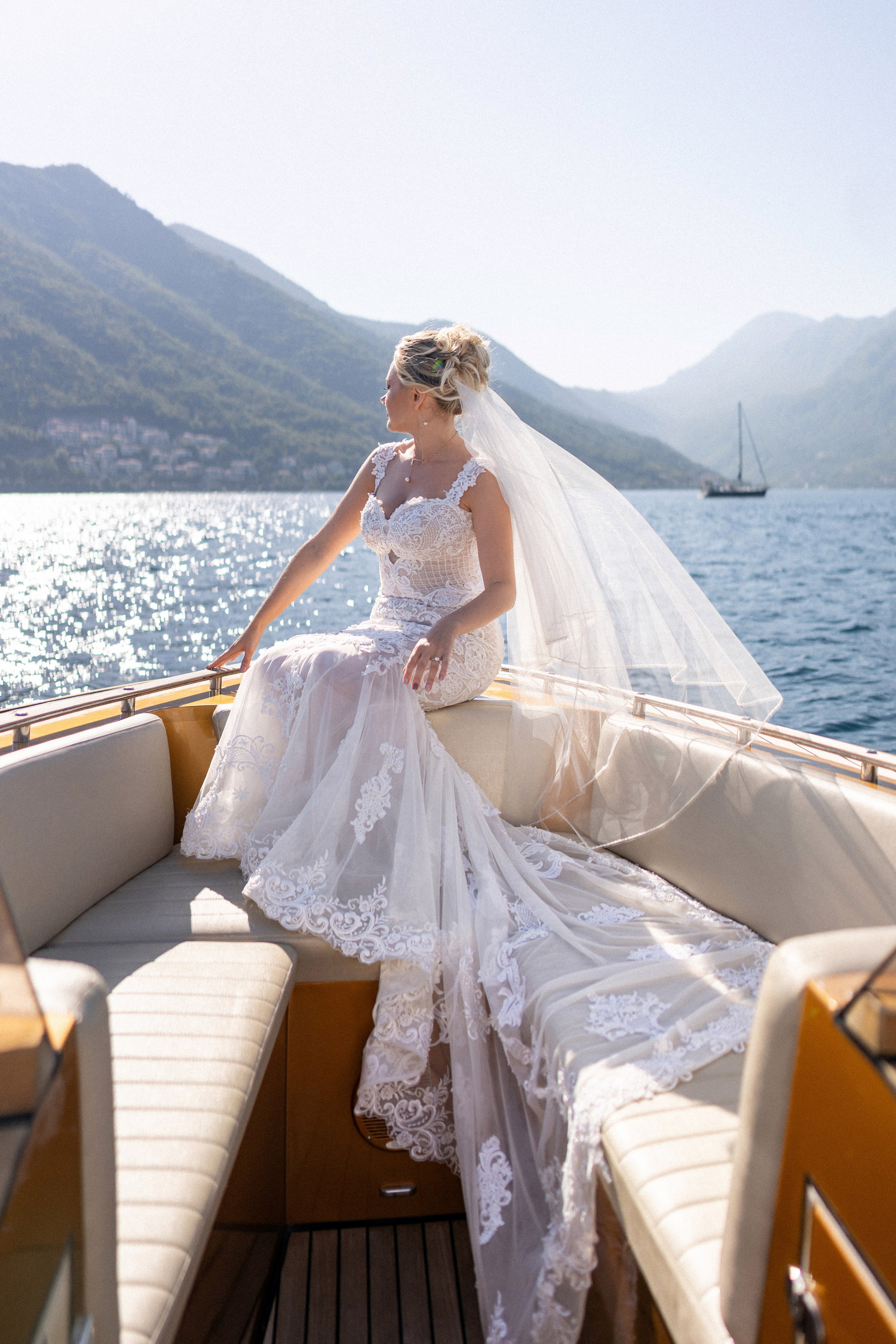 Huur een boot voor fotoshoots in Montenegro