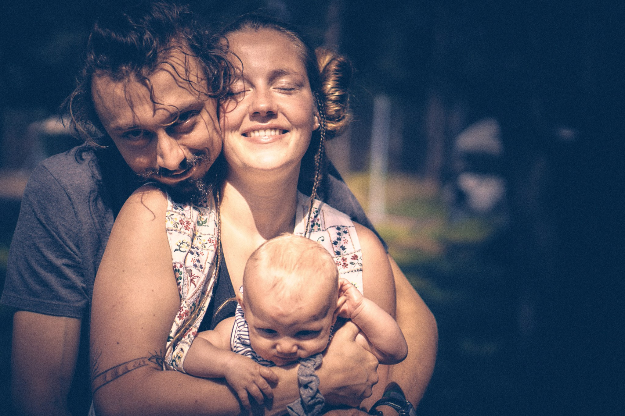 Portrety Ludzi, zrobione na Festiwalach Świadomościowych i Muzycznych: Dharma, ZIELONE KRĘGI, Wibracje, FRUŃ, Organic, Turkusowa Wyspa. Andriej Szypilow - Fotografia & Wideografia