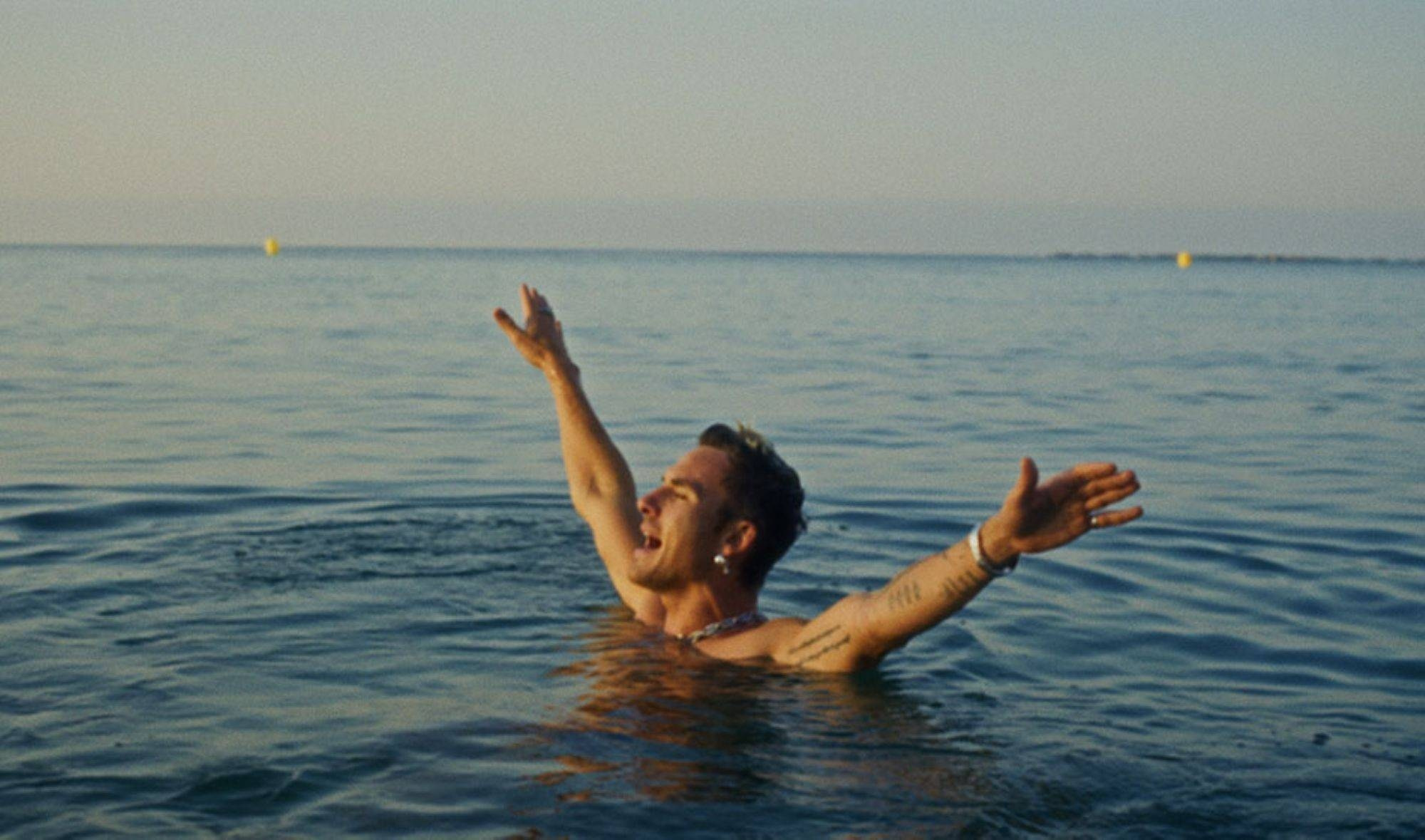 Andrés Koi — gira KOI Tour 2025: conciertos en vivo por España — Barcelona, Sevilla | FOTKAI