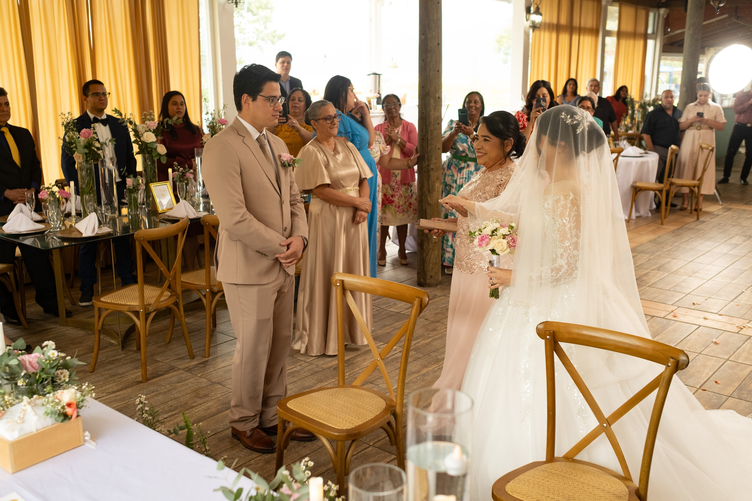 Abi & Gio. Daniel Brand | Fotografía de Bodas y Comercial en Honduras