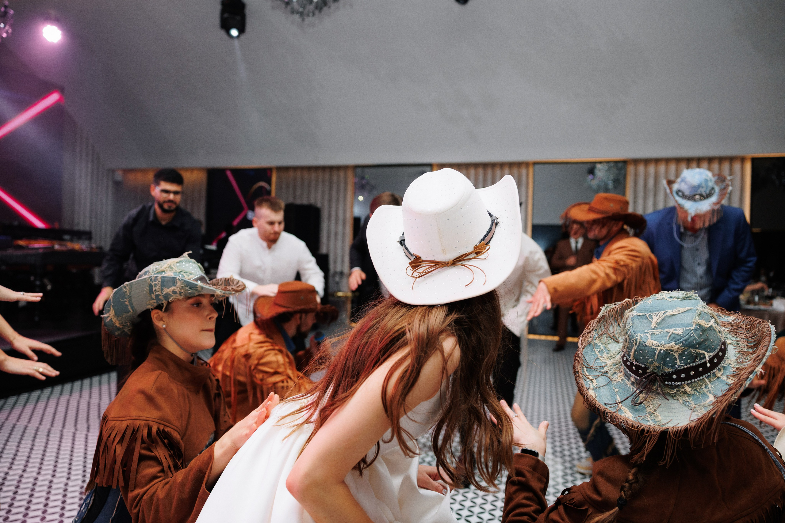 Ai putut fi doar tu. Servicii Foto Video în Chișinău și Europa ID-Brothers