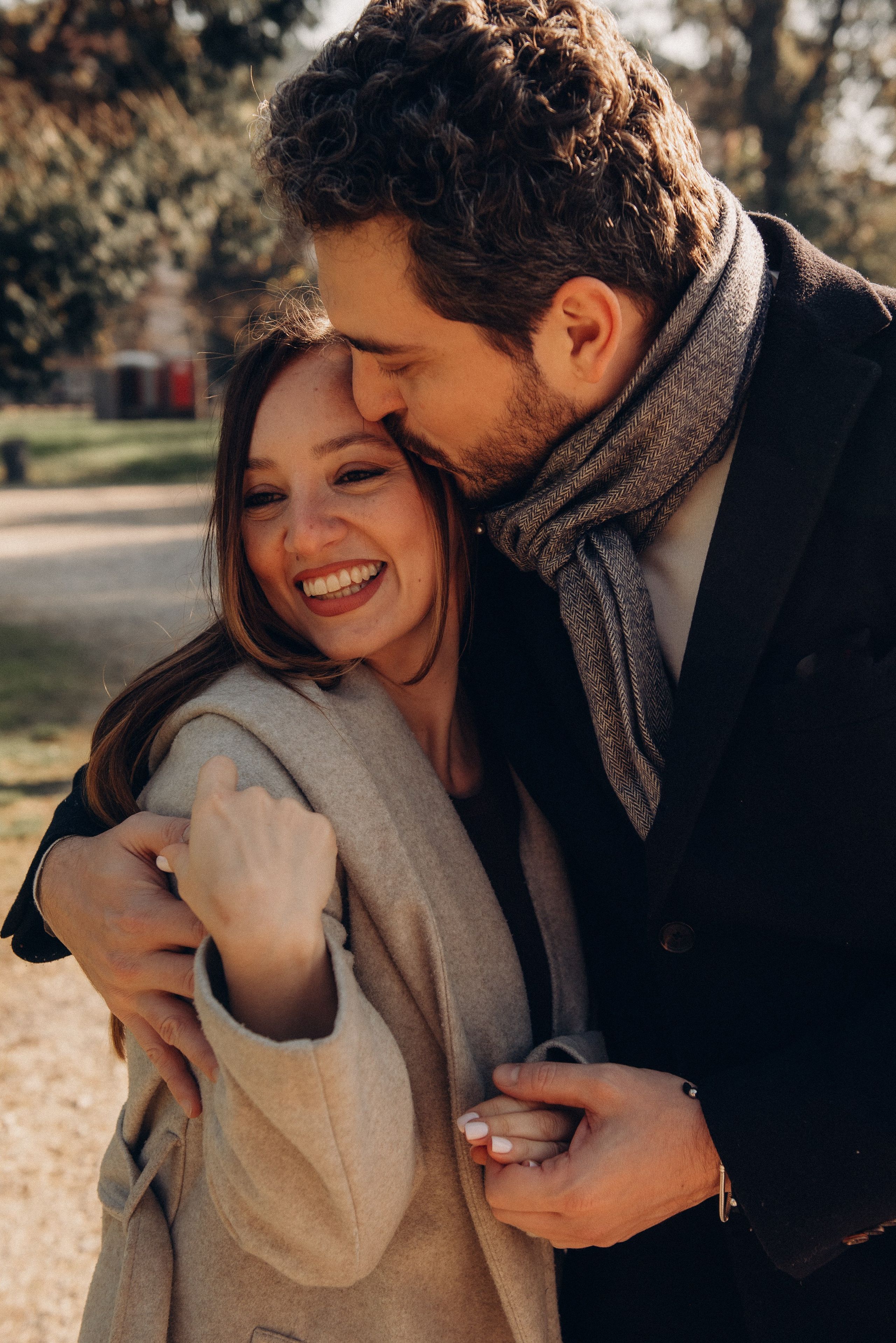 Engagement in Milan photo session. Photographer in Milan. Milan love story photographer. Milan couple photo session.