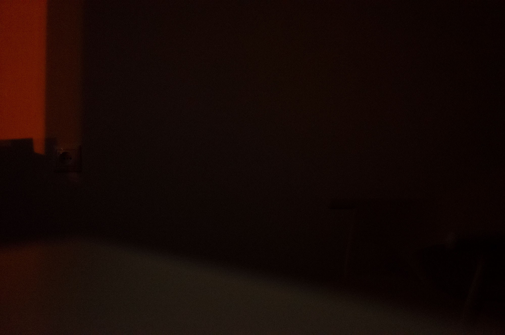 White room. Leni Smoragdova | Transaction Art Universe | Conceptual Art