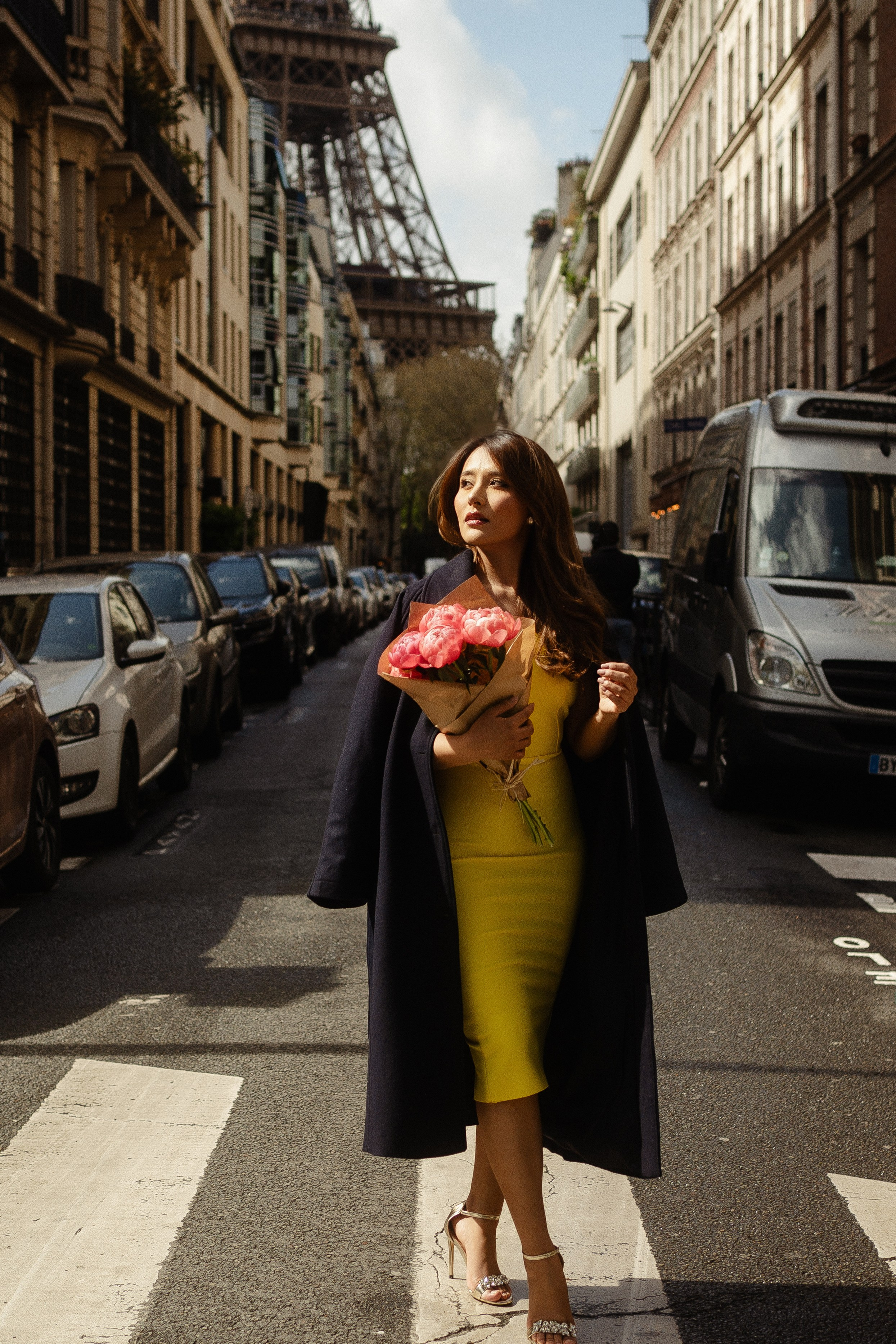 Content shooting. Photographer in Paris Yulia Shkadina | Couples, engagement, pre-wedding, individual photo-shoots in Paris at the best locations