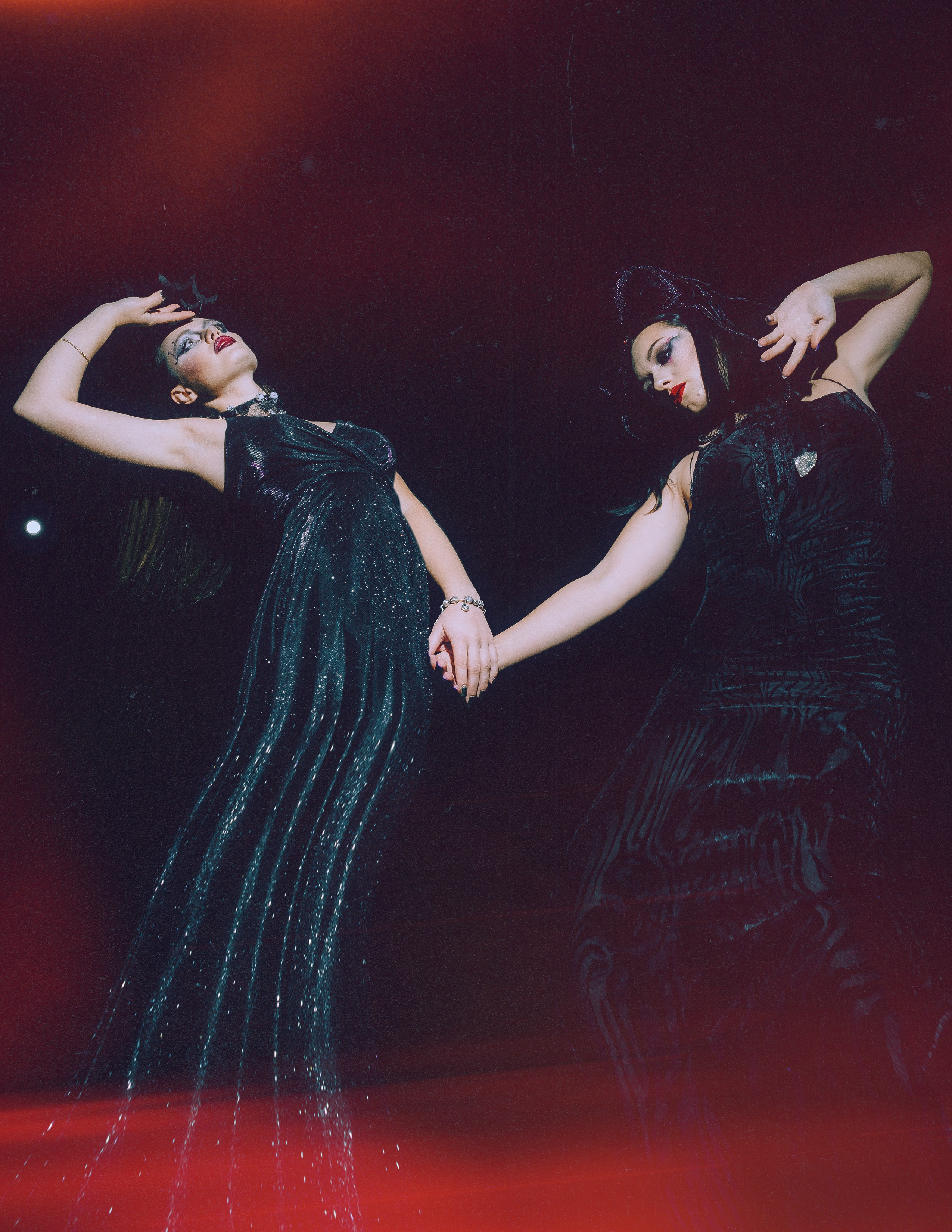 Мистическая Halloween-фотосессия на пляже: фотограф Аликанте и Торревьеха для креативных съемок — Андрей Луковников