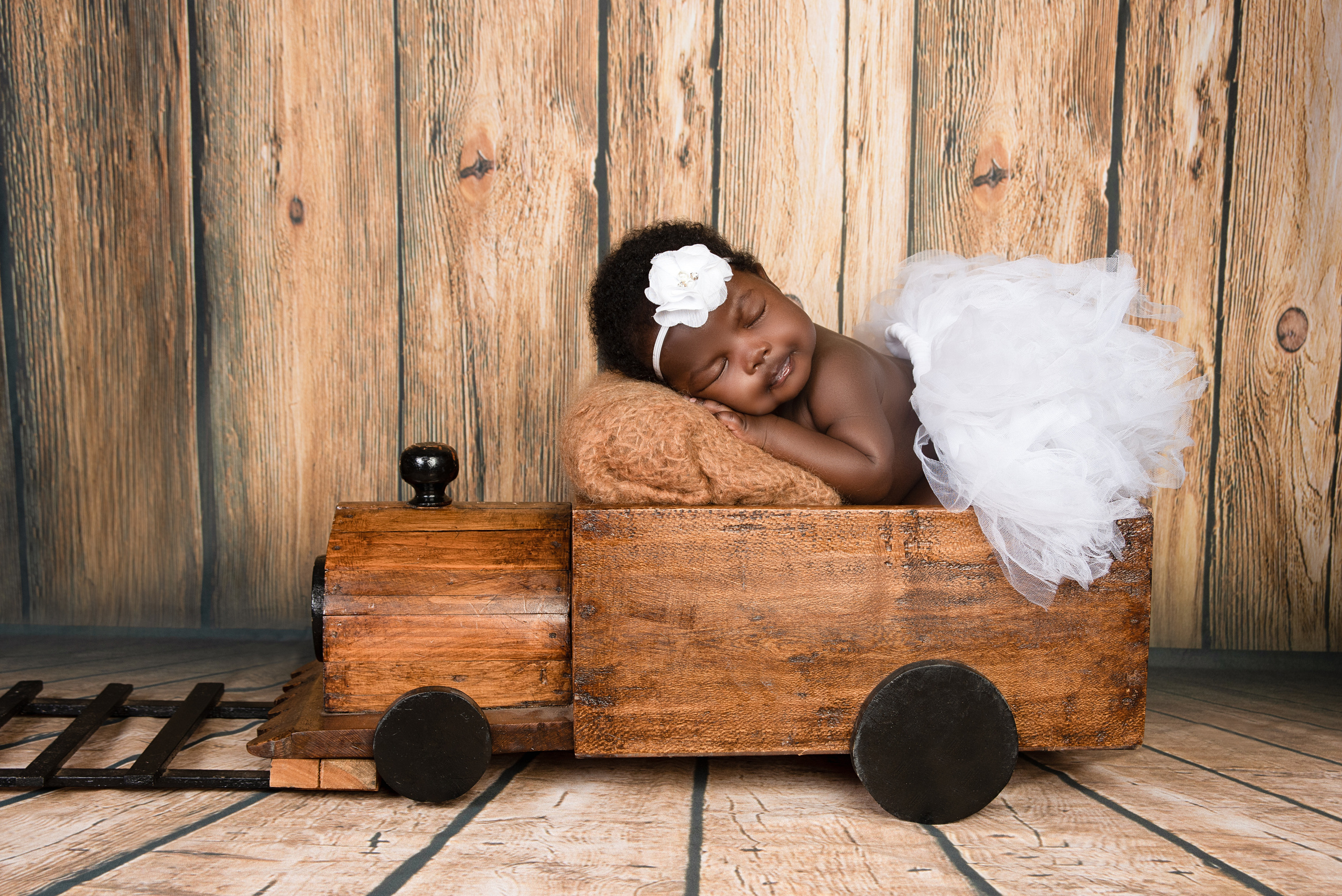 Newborn photography in Nairobi Mombasa Kisumu Kenya. Newborn, Baby, Maternity and Family Photographer Nairobi Mombasa Kenya