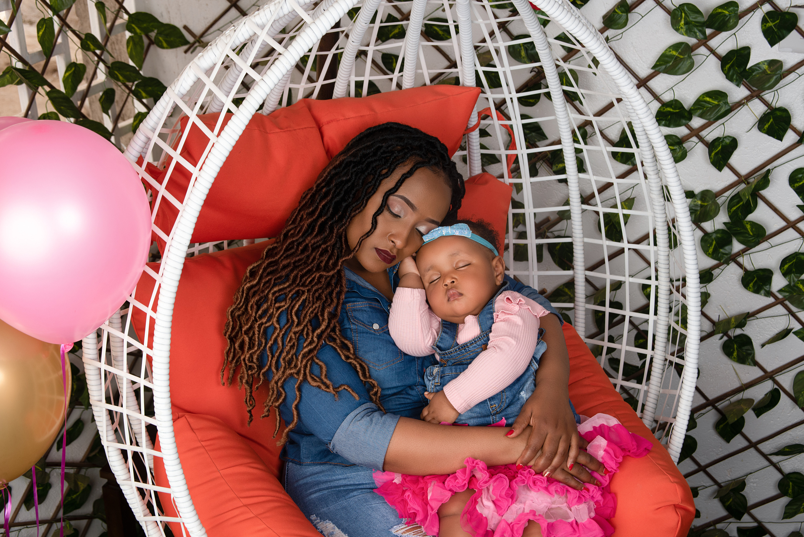 Cake smash birthday party event in Kahawa Sukari Nairobi. Newborn, Baby, Maternity and Family Photographer Nairobi Mombasa Kenya