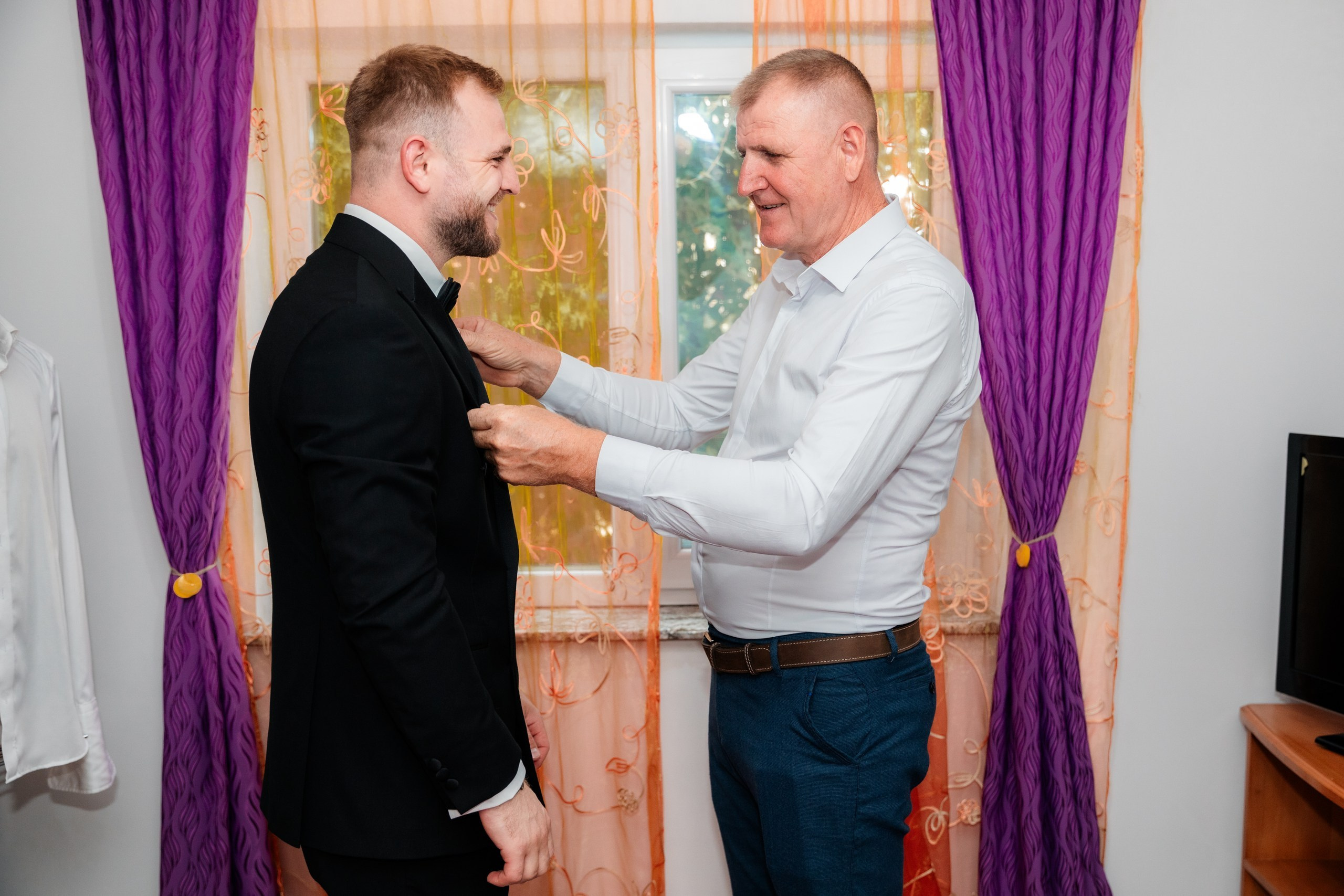 servicii foto. servicii foto Botoșani. servicii foto video Botoșani. fotograf nunta. fotograf evenimente. fotograf nunta Botoșani. Alin chirila. Alin chirila fotograf. Alinofotostudio.- Mire și mireasă – Sergiu & Liliana – ziua nunții, 2024 - Emoții în ziua nunții – Sergiu și Liliana - Dansul mirilor – fotografie artistică nuntă 2024 - Sedinta foto romantică în natură – Sergiu & Liliana - Rochia de mireasă și detalii de nuntă elegante