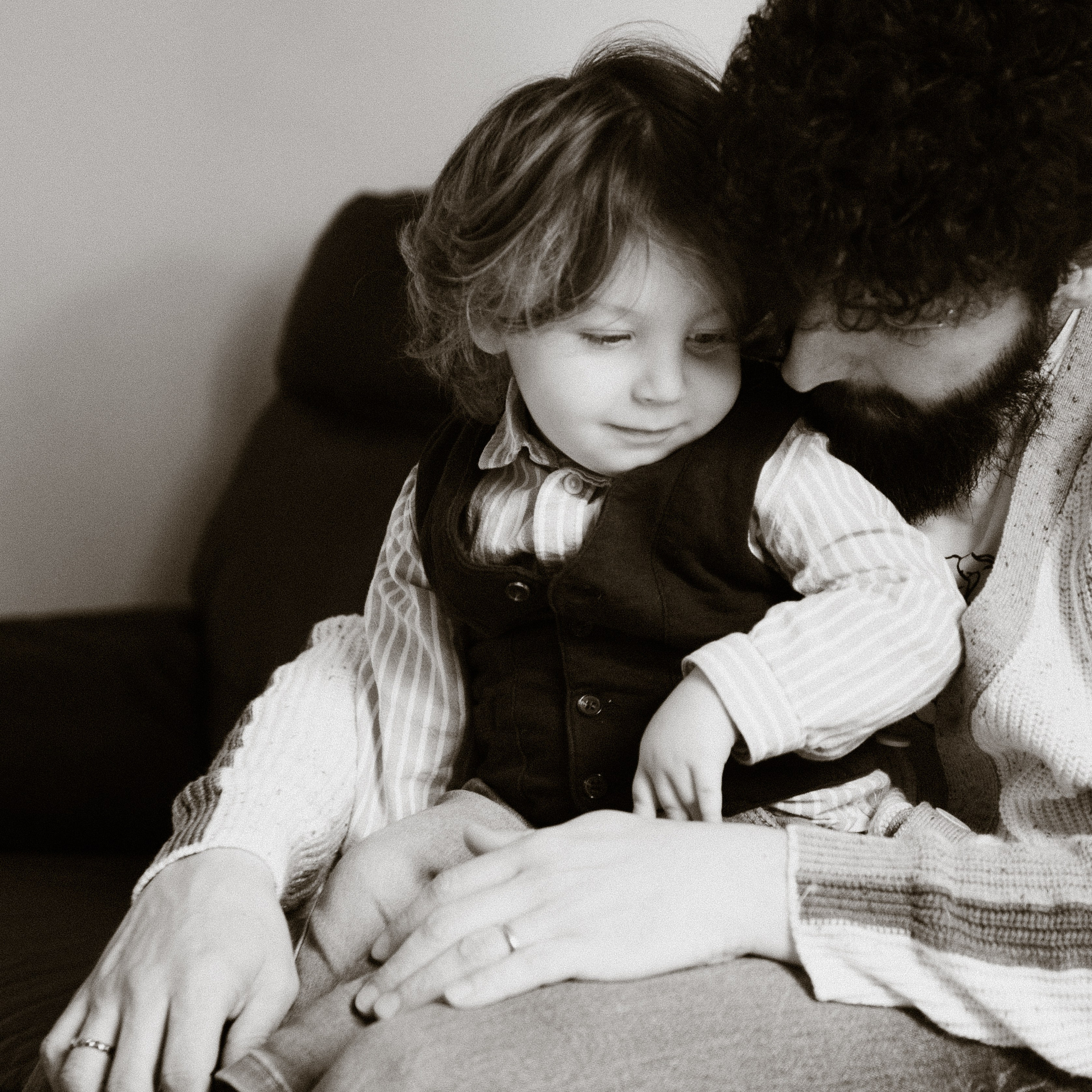 Best photographer in Milan for private photo session. Family photoshooting and portraits