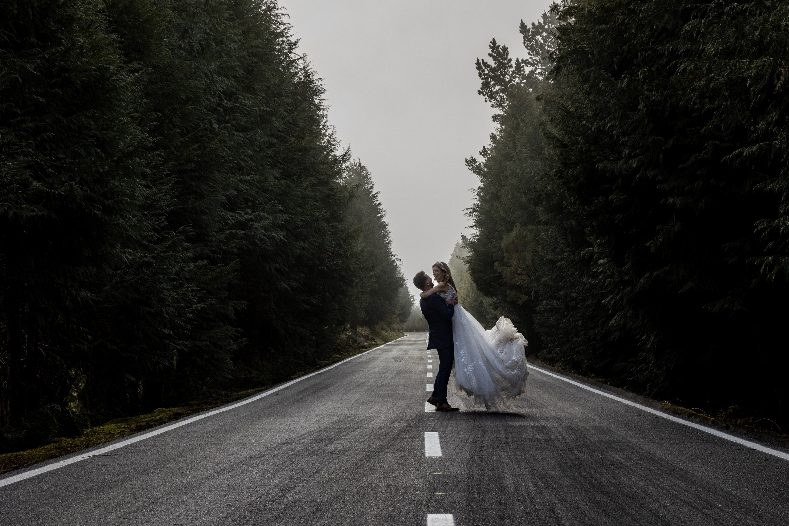 Madeira Elopement Photoshoot | Romantic Couple Session in Madeira Island. Lisbon Wedding Photographer | Elegant Wedding Storytelling
