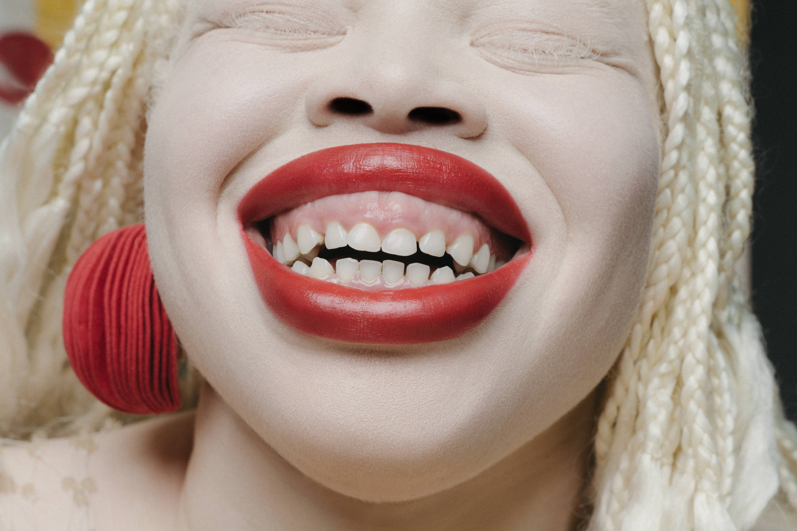 Imagined Reality — VOGUE Portugal. Alina Efimova — Retoucher (Beauty, fashion and product)