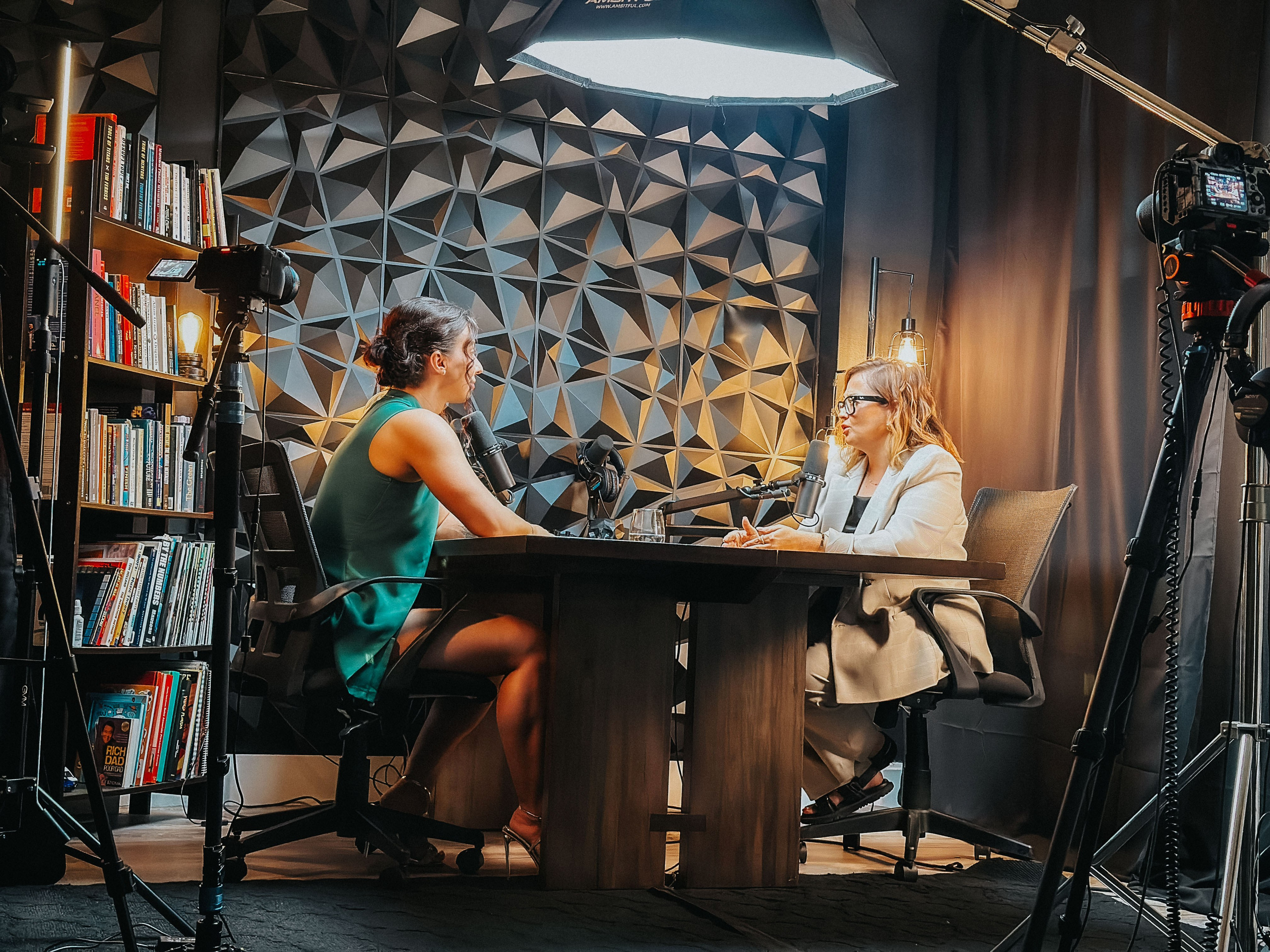 Как помочь дочери добиться успеха и собрать 1 млн подписчиков. ИРА И ЯСЯ. ON THE VIBE OF SUCCESS — A blog about extraordinary people with Kristi