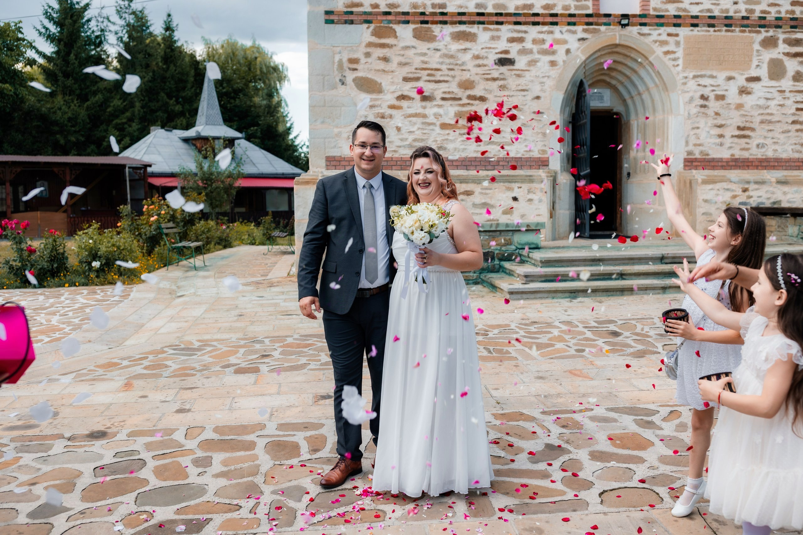 • fotograf cununie religioasă Dorohoi Alexandru și Otilia în biserică • fotograf cununie religioasă Dorohoi moment emoționant schimb de priviri • fotograf cununie religioasă Dorohoi mirii în timpul slujbei • fotograf cununie religioasă Dorohoi cadre naturale din biserică • fotograf cununie religioasă Dorohoi binecuvântarea mirilor • fotograf stare civilă Botoșani Alexandru și Otilia spun DA • fotograf stare civilă Botoșani moment semnare acte oficiale • fotograf stare civilă Botoșani emoții la ieșirea din primărie • fotograf stare civilă Botoșani cadre cu mirii și invitații • fotograf stare civilă Botoșani fotografii naturale și autentice • fotograf nuntă Botoșani ședință foto Alexandru și Otilia • fotograf nuntă Dorohoi cadre romantice ședință foto miri • fotograf nuntă Botoșani portrete elegante miri • fotograf nuntă Dorohoi cadre naturale în lumină caldă • fotograf nuntă Botoșani ședință foto în aer liber • fotograf nuntă Botoșani petrecere dans și distracție • fotograf nuntă Dorohoi momente spontane la petrecere • fotograf nuntă Botoșani invitați pe ringul de dans • fotograf nuntă Dorohoi cadre dinamice de la petrecere • fotograf nuntă Botoșani atmosferă vibrantă și emoții reale • Alin Chirilă fotograf surprinde emoțiile mirilor Alexandru și Otilia • Alin Chirilă fotograf cadre naturale și autentice de nuntă • Alin Chirilă fotograf poveste de dragoste spusă prin imagini • Alin Chirilă fotograf momente reale și emoții sincere • Alin Chirilă fotograf portrete elegante de miri • AlinoFotoStudio fotografie de nuntă Alexandru și Otilia • AlinoFotoStudio cadre artistice cununie religioasă • AlinoFotoStudio ședință foto miri în lumină naturală • AlinoFotoStudio fotografie autentică de nuntă în România • AlinoFotoStudio momente speciale surprinse cu emoție • povestitor prin fotografie surprinde iubirea dintre Alexandru și Otilia • povestitor prin fotografie cadre naturale și emoții reale • povestitor prin fotografie zi de nuntă spusă în imagini • povestitor prin fotografie momente autentice și pline de viață • povestitor prin fotografie amintiri transformate în artă Alin Chirilă fotograf – povestitor prin fotografie la nunta Alexandru și Otilia • AlinoFotoStudio fotograf nuntă – emoții reale surprinse natural • fotograf nuntă Botoșani • fotograf nuntă Dorohoi • fotograf cununie religioasă Dorohoi • fotograf stare civilă Botoșani • fotograf botez Botoșani • Alin Chirilă fotograf • AlinoFotoStudio • povestitor prin fotografie