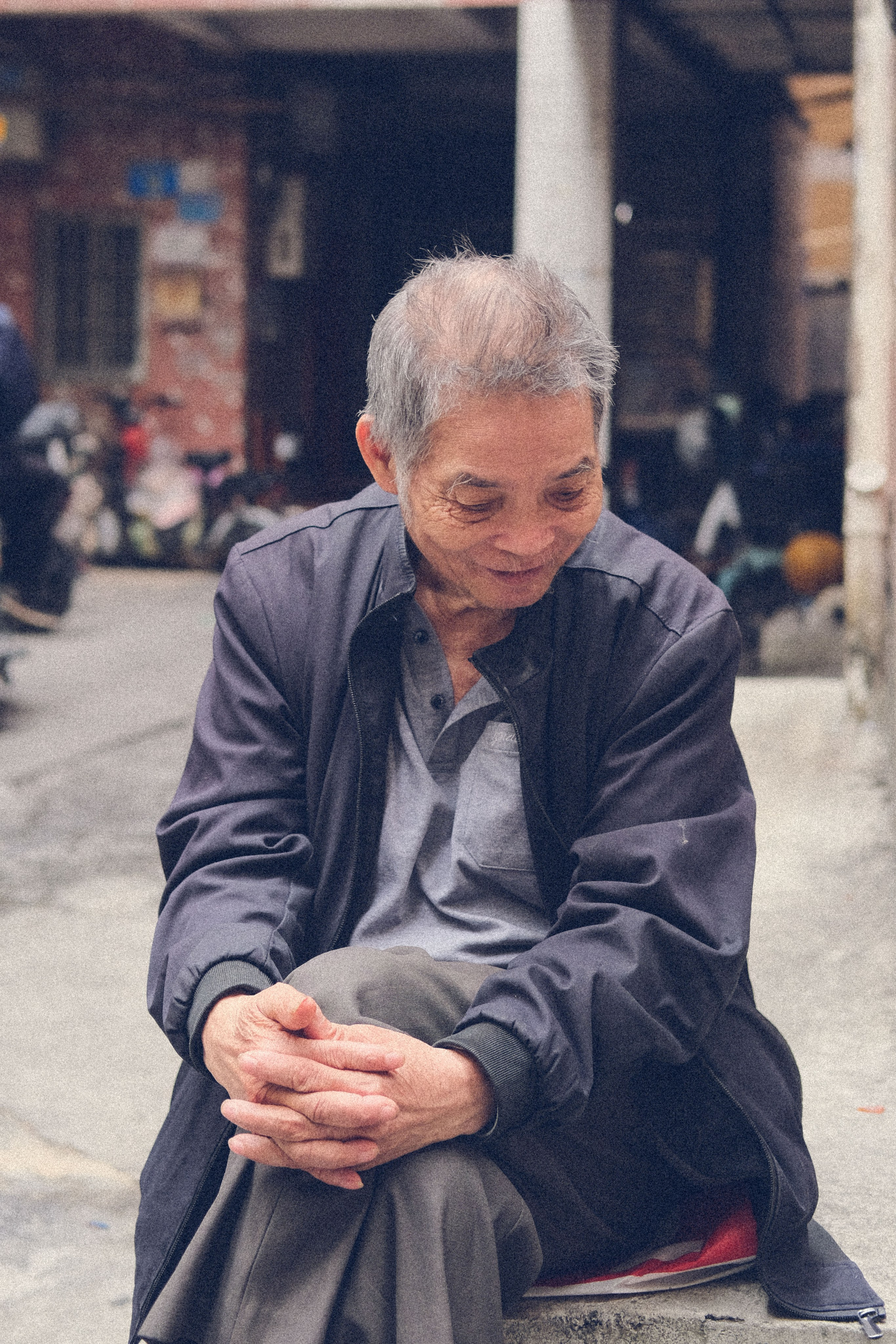 Guangzhou Street Photography | Candid Street Photography by Yukophotography | 街头摄影师广州