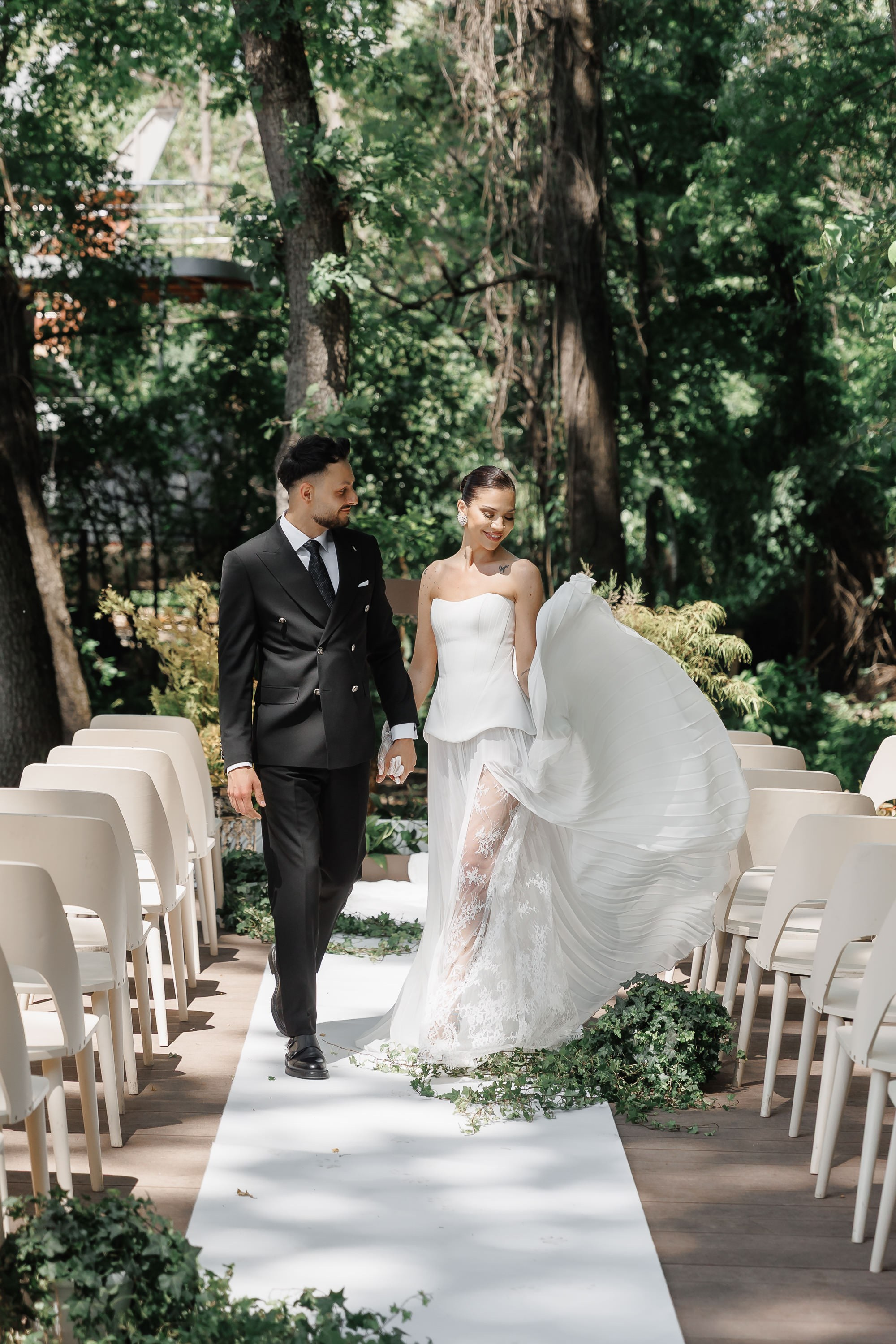 Fotograf nunta Bucuresti – Heaven by the Lake, Snagov | Fotografii elegante, editate natural. Fotograf nunta Bucuresti - Manu Ivanciu