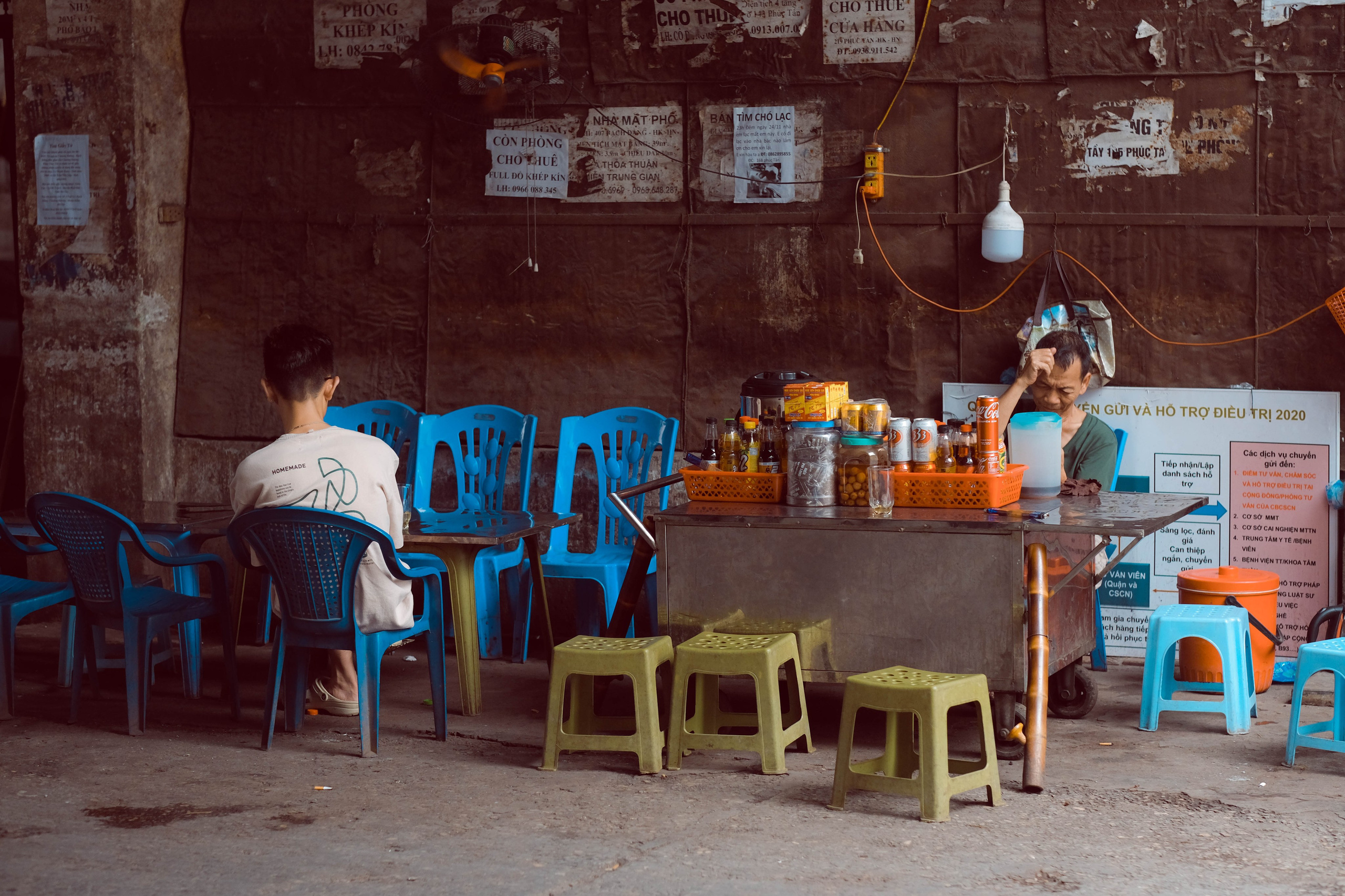 "Local Shop Atmosphere" Hanoi, Vietnam 🇻🇳