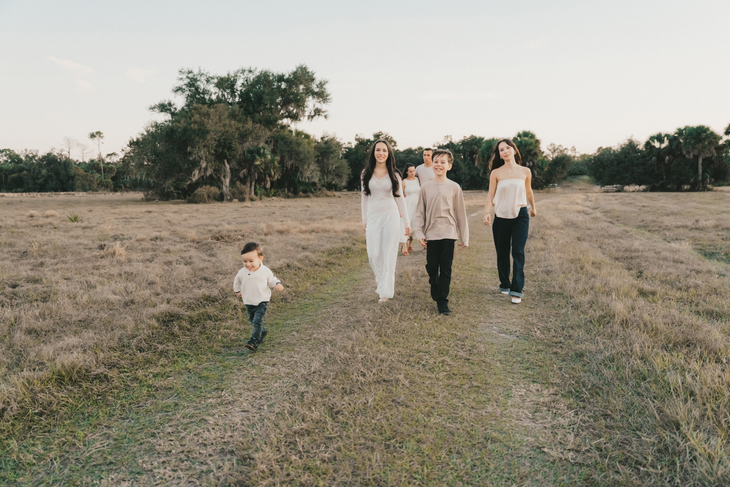 Family of six lifestyle photo shoot Northport