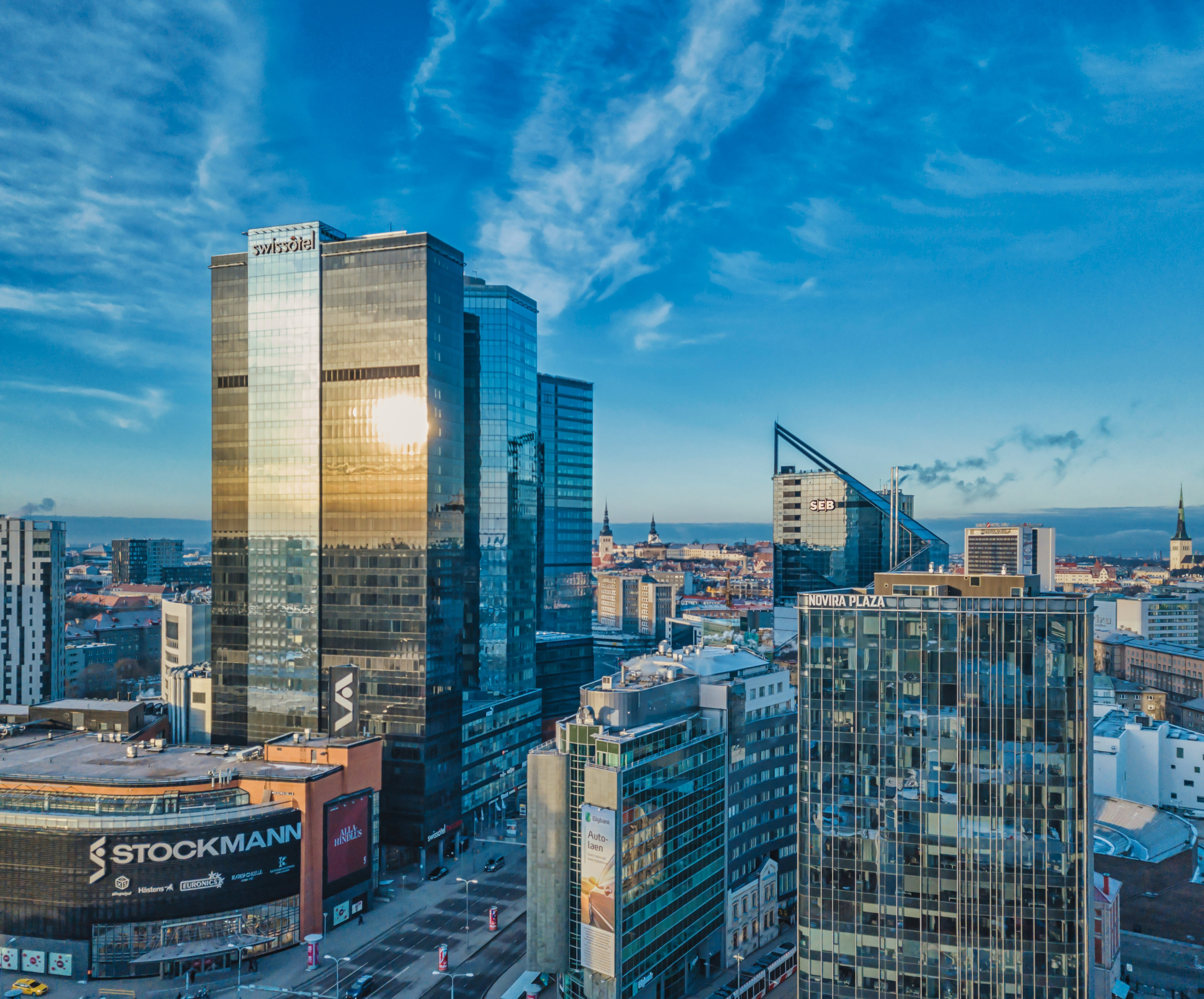 Дрон-съёмка и монтаж видео для бизнеса и соцсетей. Работаем в Таллине и по всей Эстонии. Также предлагаем обучение и консультации