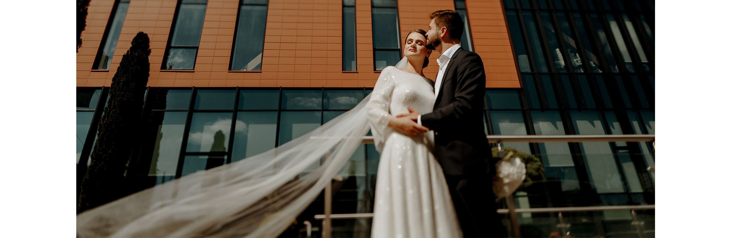 Dragoste pe buze. Servicii Foto Video în Chișinău și Europa ID-Brothers