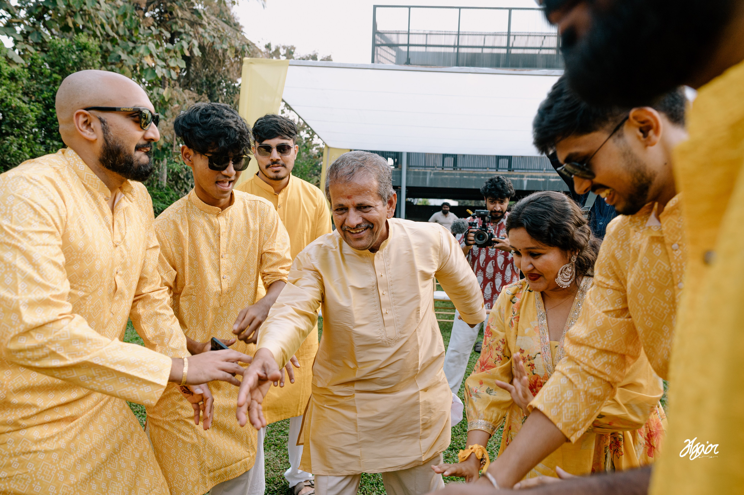 A Three-Day Bangalore Wedding Story | Emotional South Indian Wedding at KBL Saarang. Agam Vizha