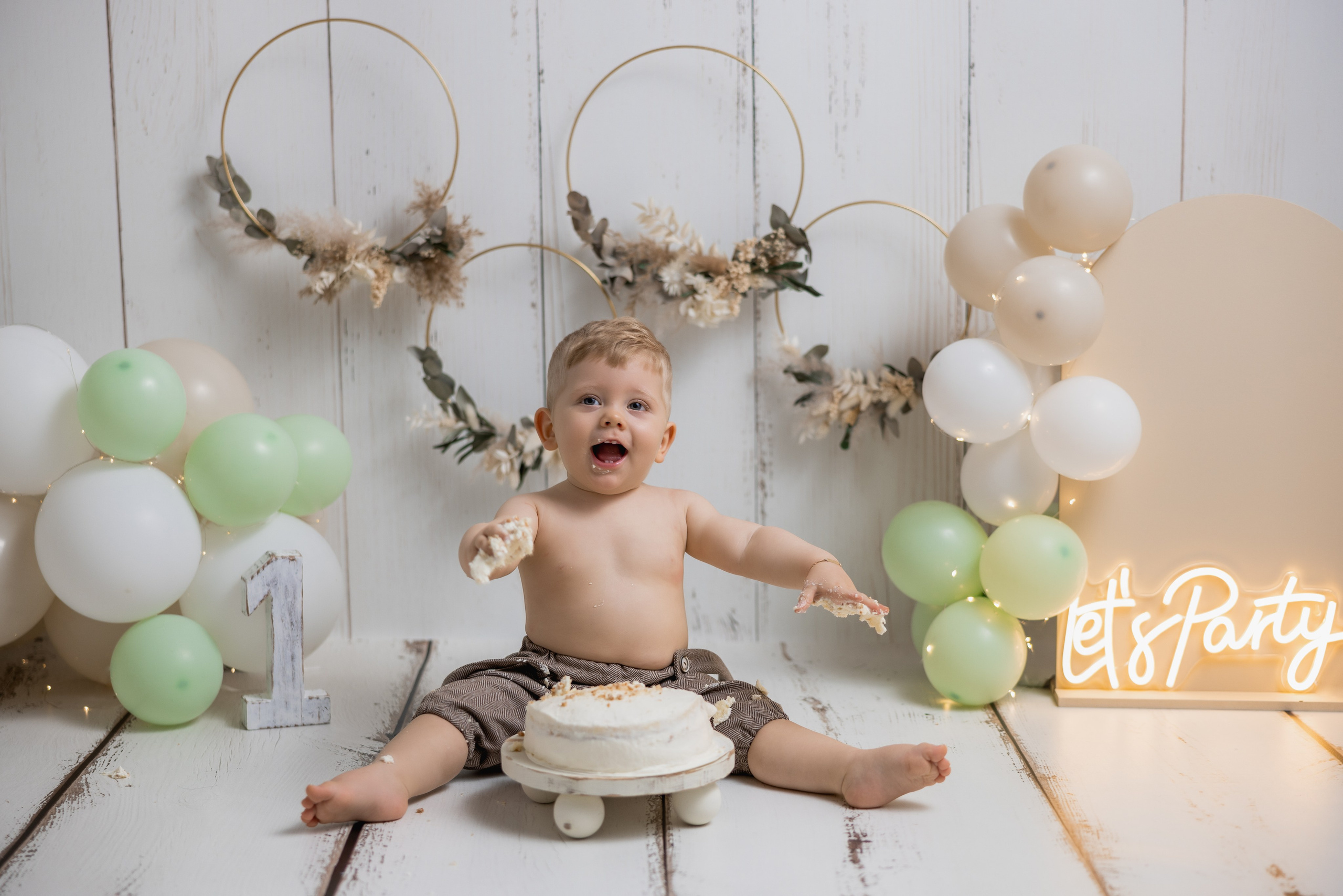 Cake Smash Shooting, Milchbadshooting, Sittershooting. Neugeborenenfotografie Pforzheim Katharina Jozic