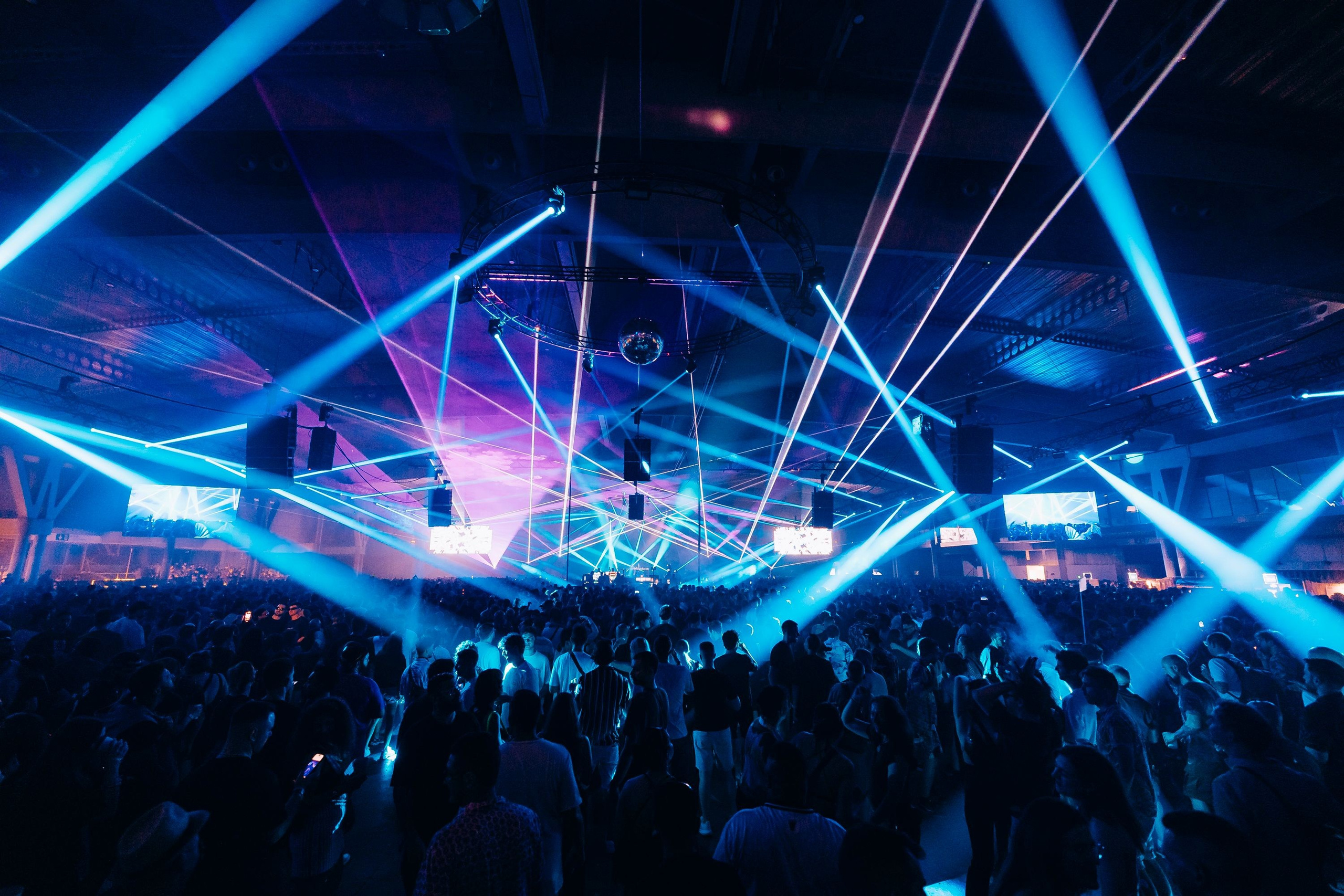 Sónar Festival 2026 в Барселоне — главный фестиваль музыки и технологий | FOTKAI