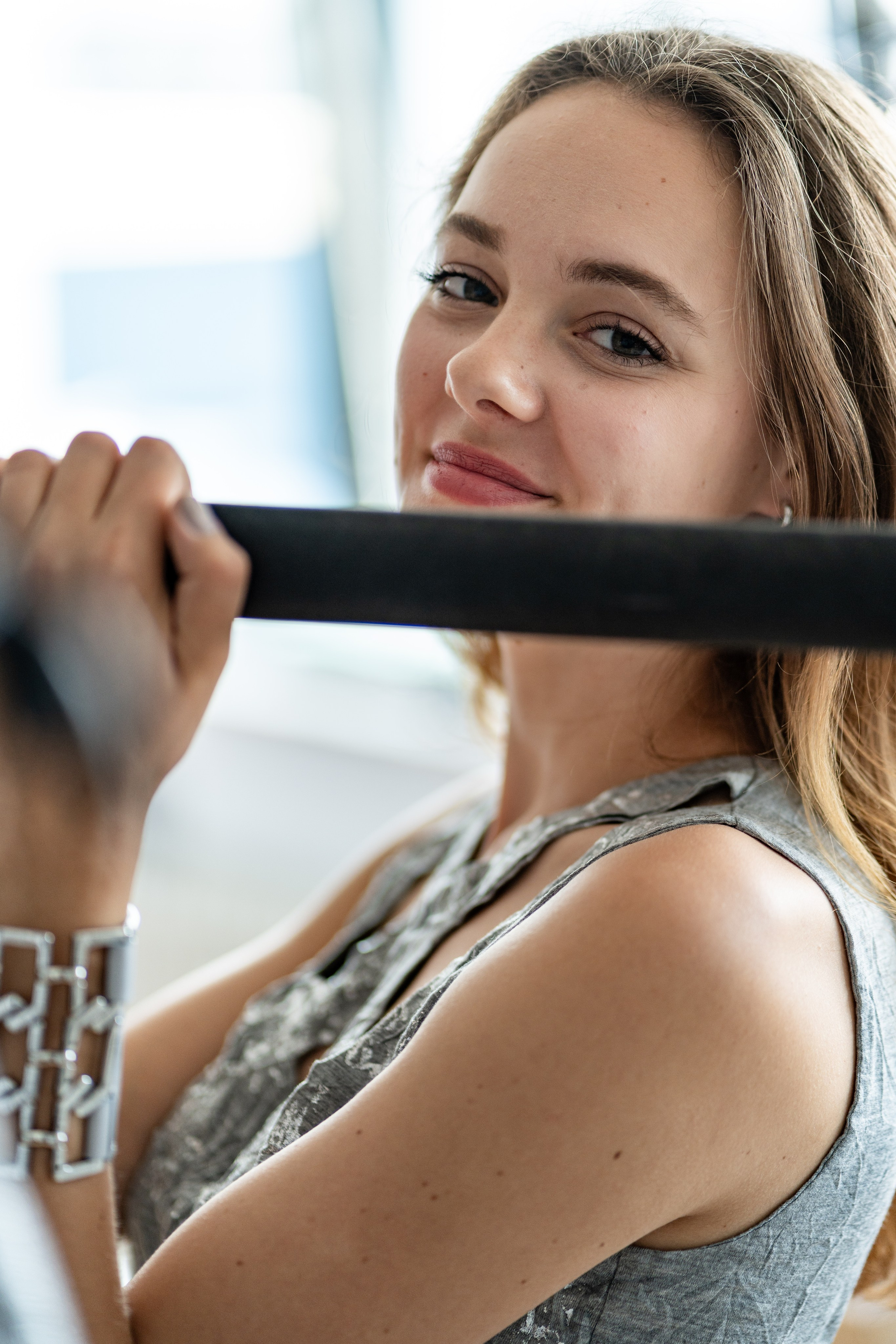 LOLA & OBLIQUE. Portrait photographer in Germany and all over Europe Mischa Blank