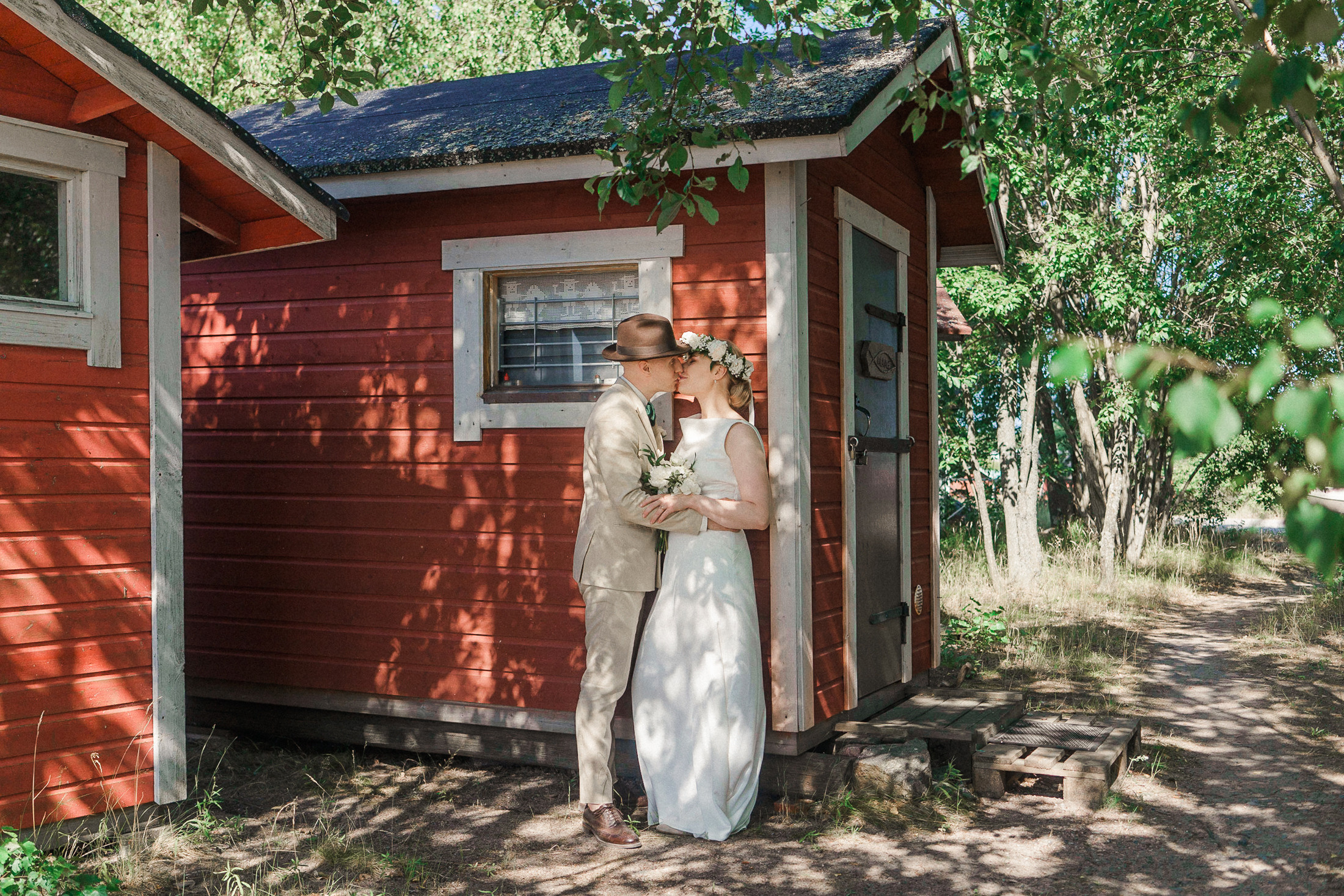 Hääkuvaus Hangossa – Upea merellinen hääpäivä S&R: n kanssa. Häävalokuvaaja Hanko