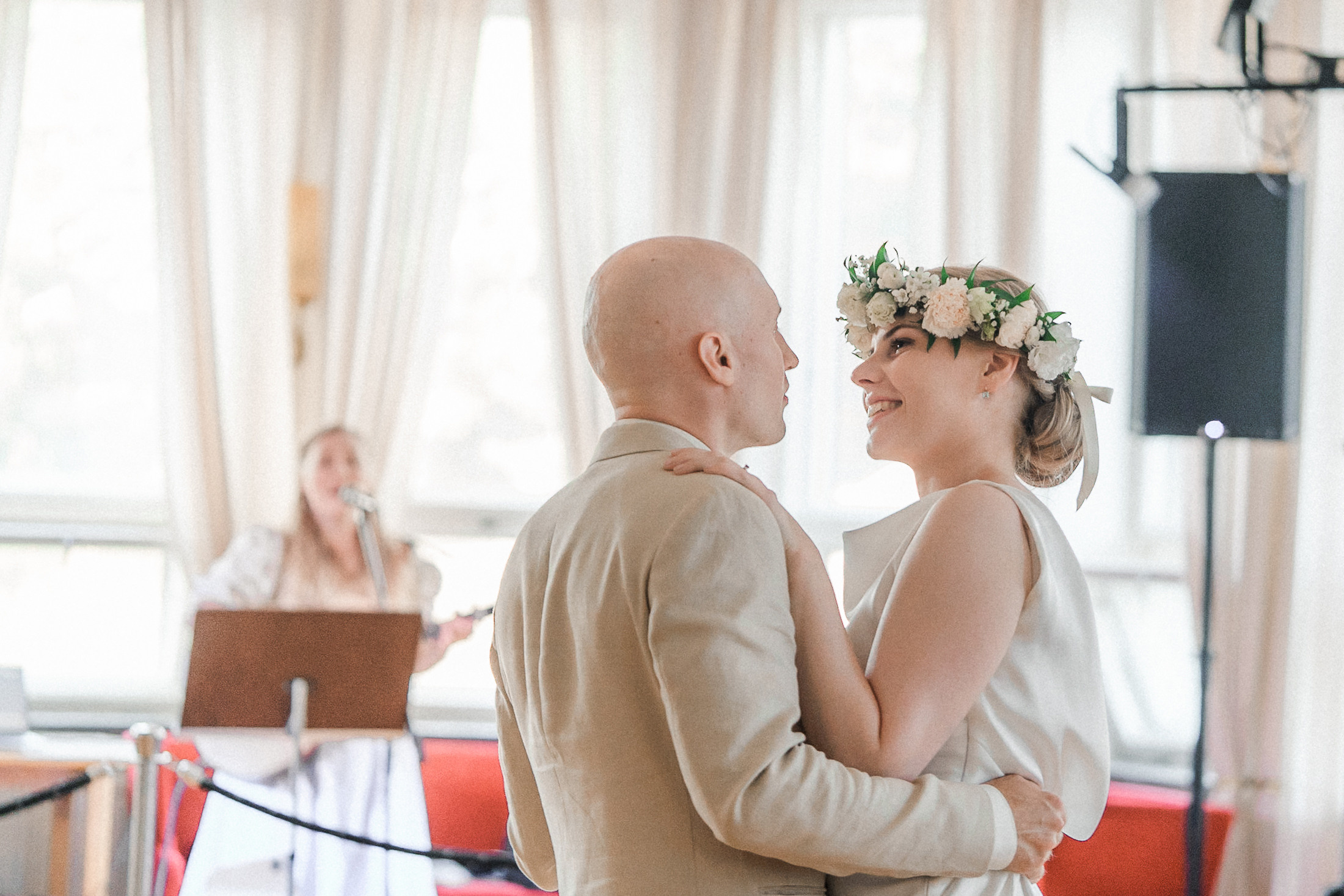 Hääkuvaus Hangossa – Upea merellinen hääpäivä S&R: n kanssa. Häävalokuvaaja Hanko