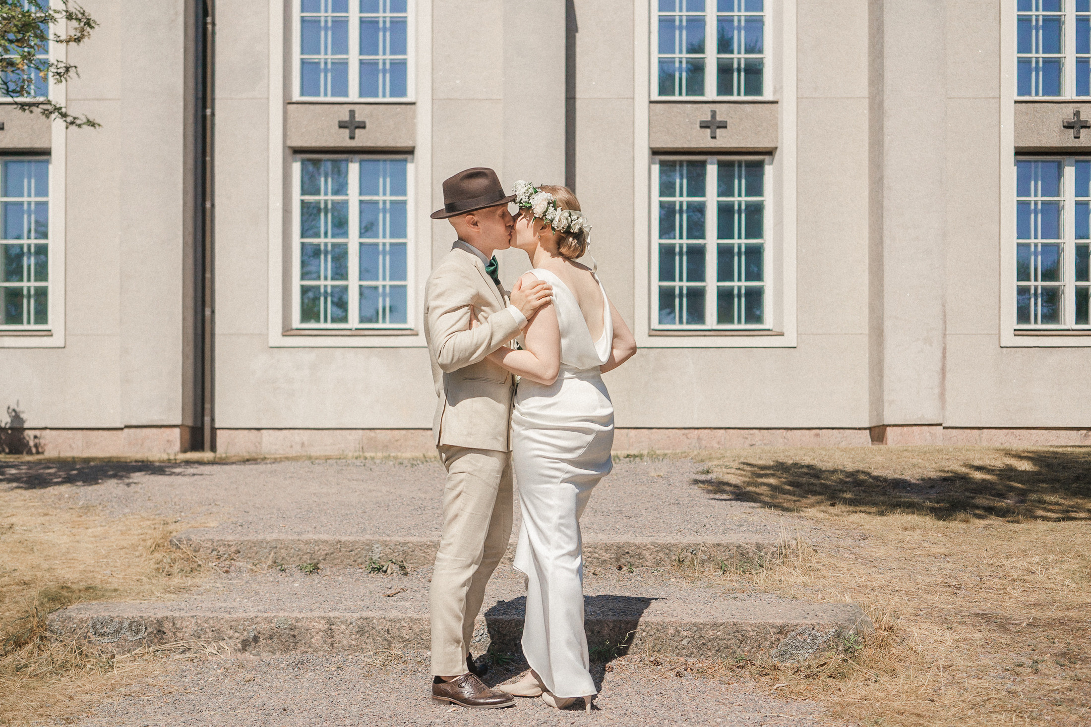 Hääkuvaus Hangossa – Upea merellinen hääpäivä S&R: n kanssa. Häävalokuvaaja Hanko